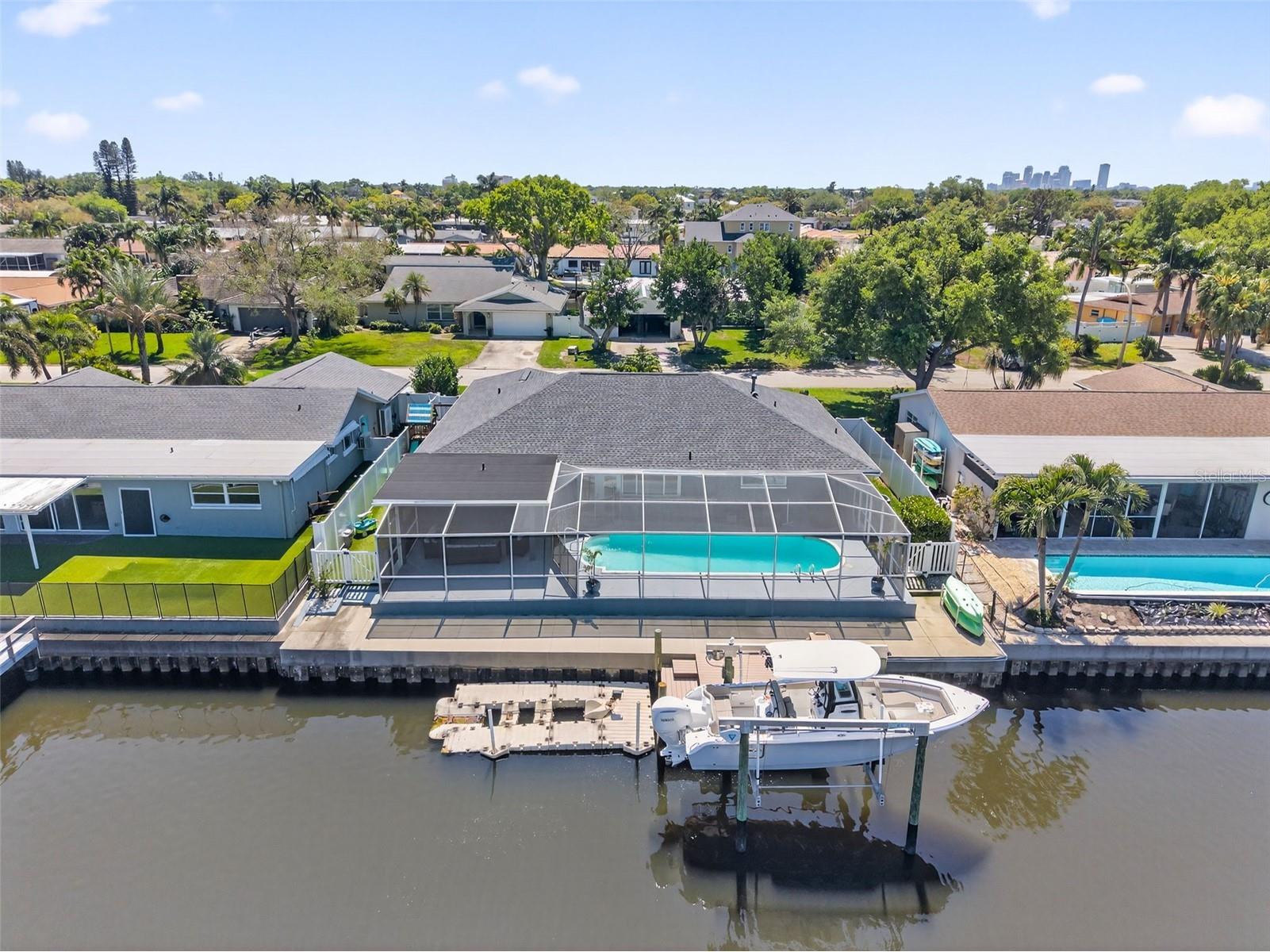 1435 48th Avenue NE Saint Petersburg FL 33703 TB8488393 image2