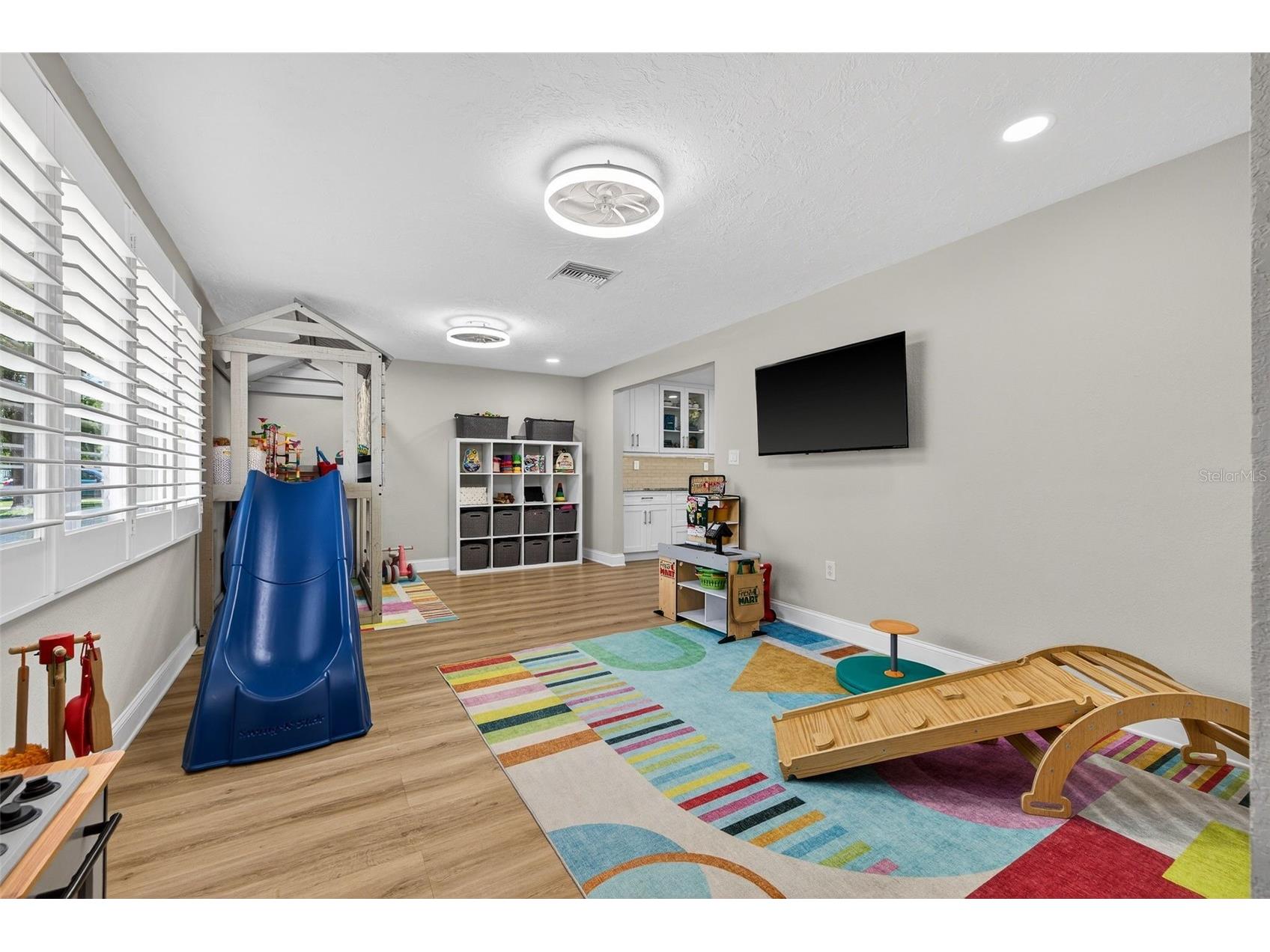 1435 48th Avenue NE Saint Petersburg FL 33703 TB8488393 image21