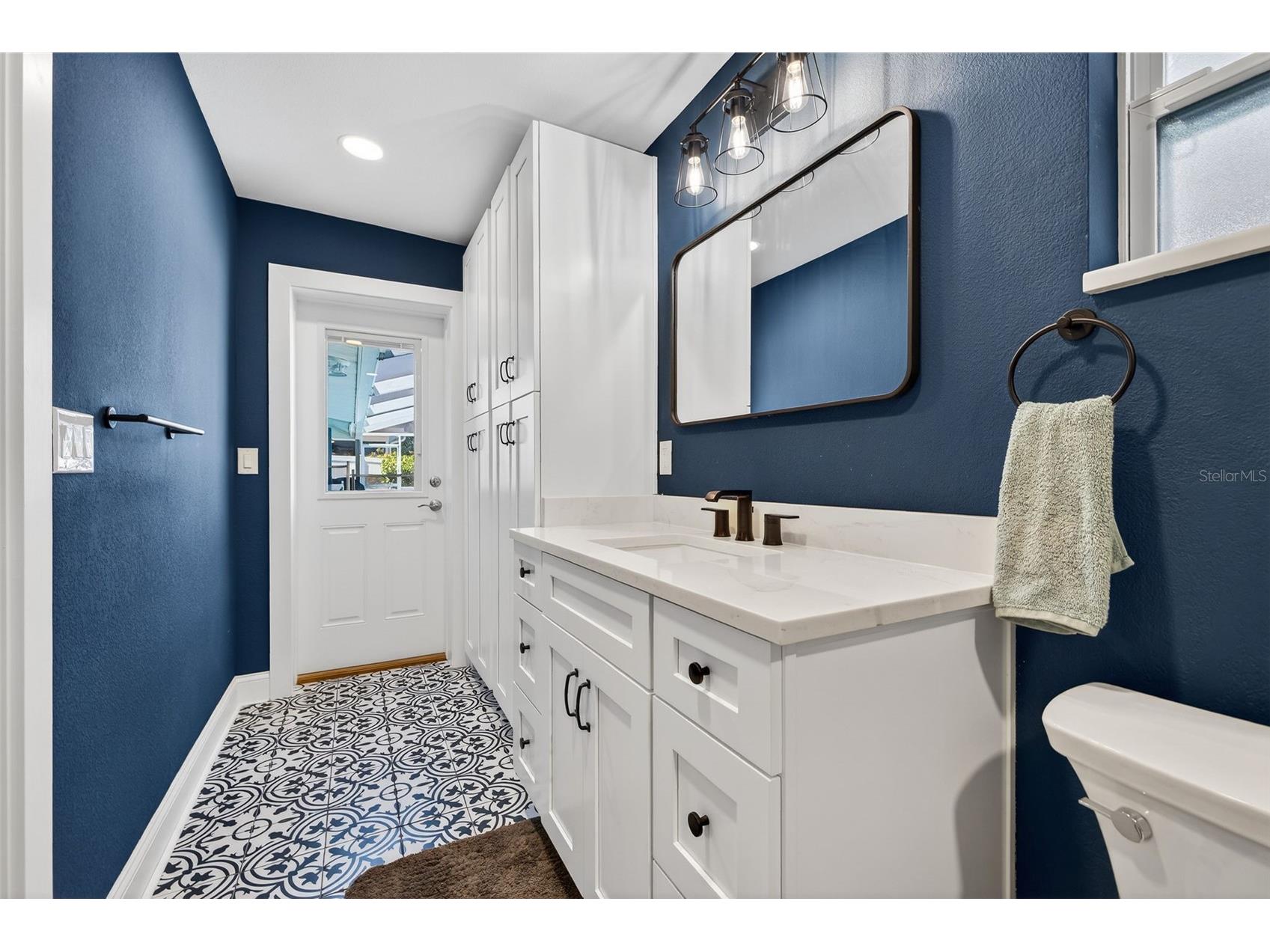 1435 48th Avenue NE Saint Petersburg FL 33703 TB8488393 image24