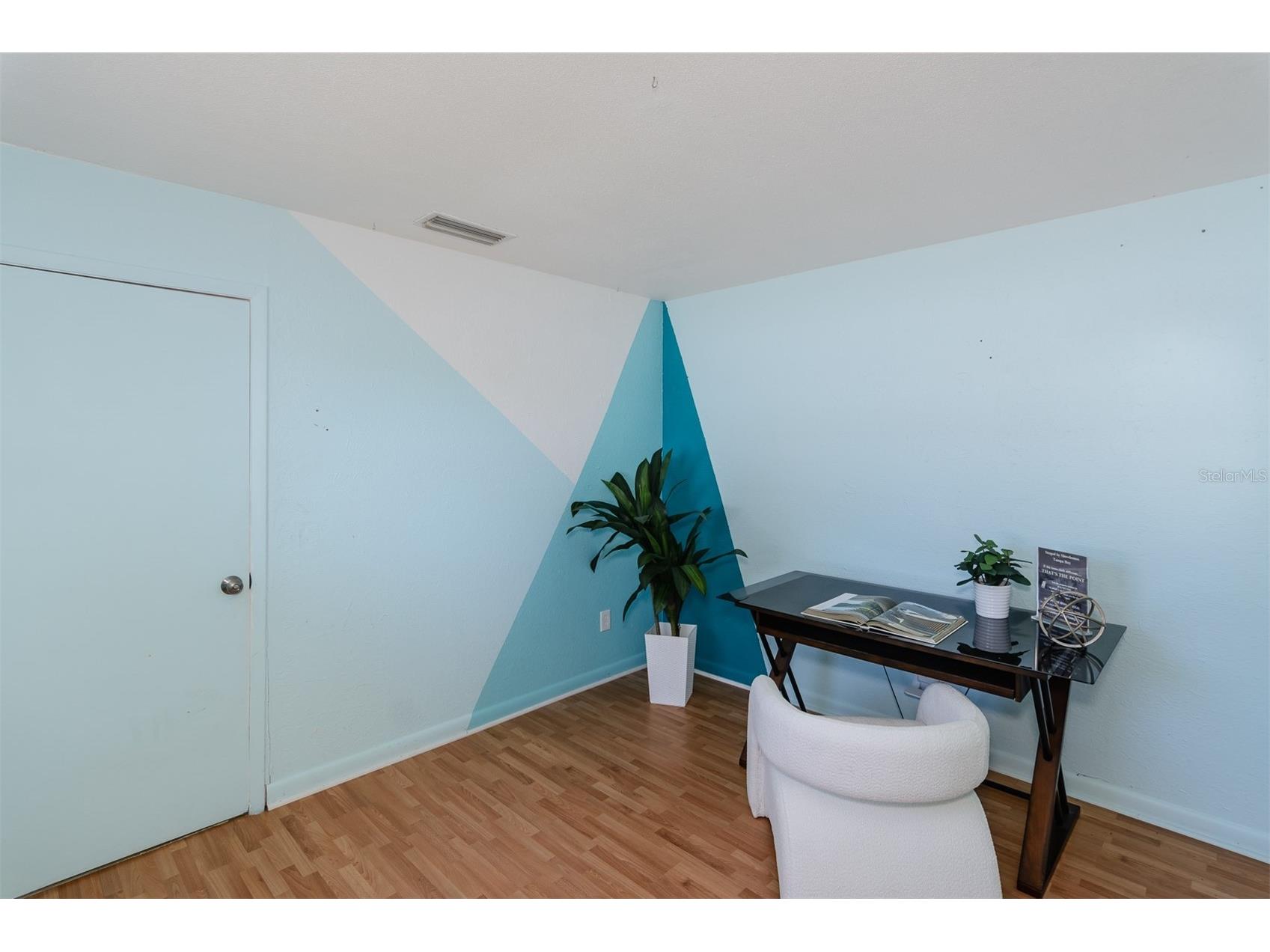 1435 77th Avenue N Saint Petersburg FL 33702 TB8501319 image24
