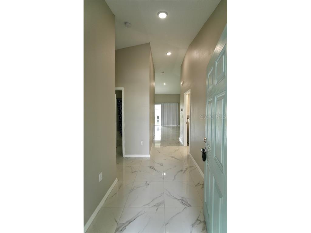 1435 Axel Circle Winter Haven FL 33880 L4957599 image2