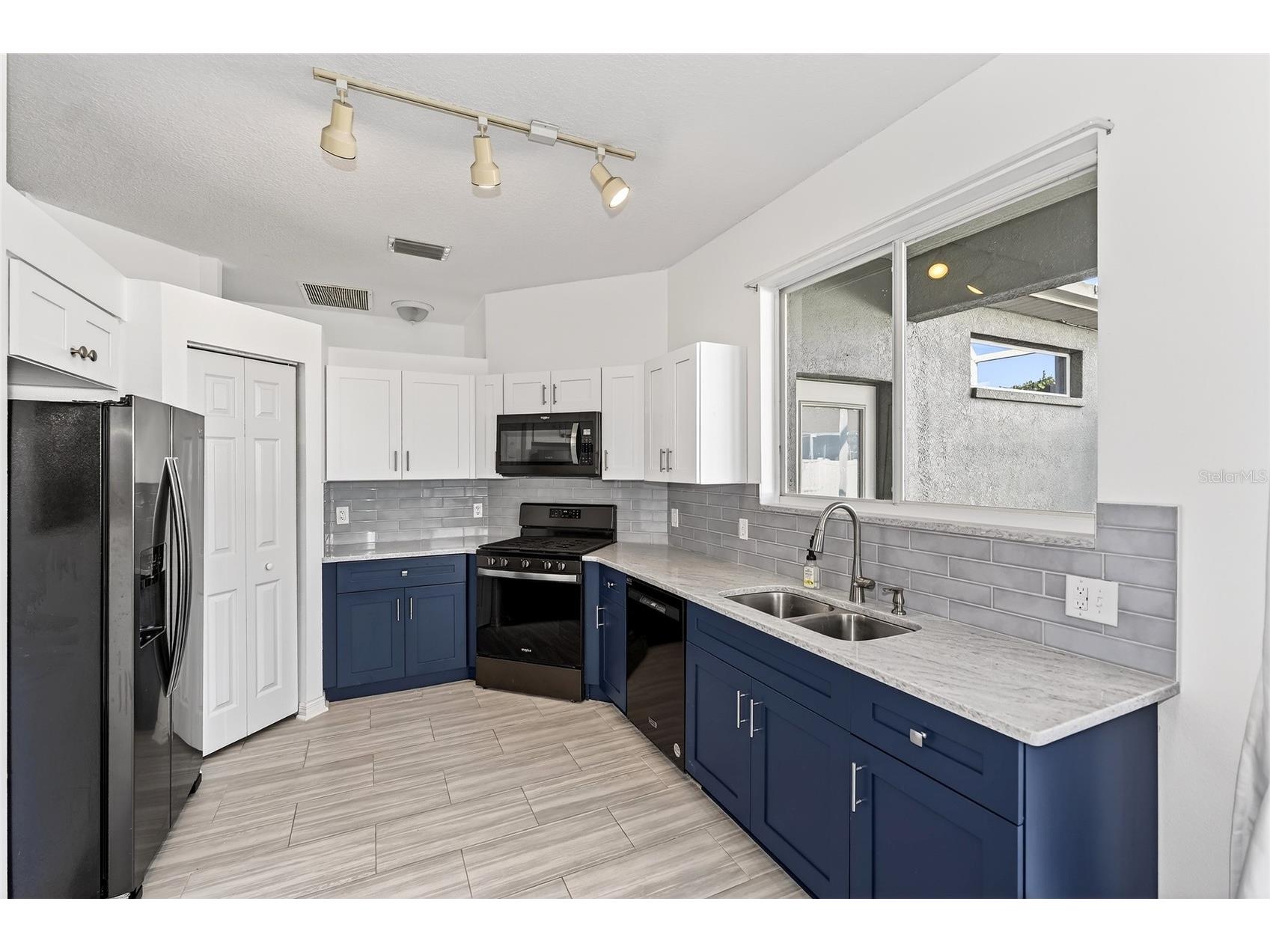 1435 Millbrook Circle Bradenton FL 34212 A4664495 image4