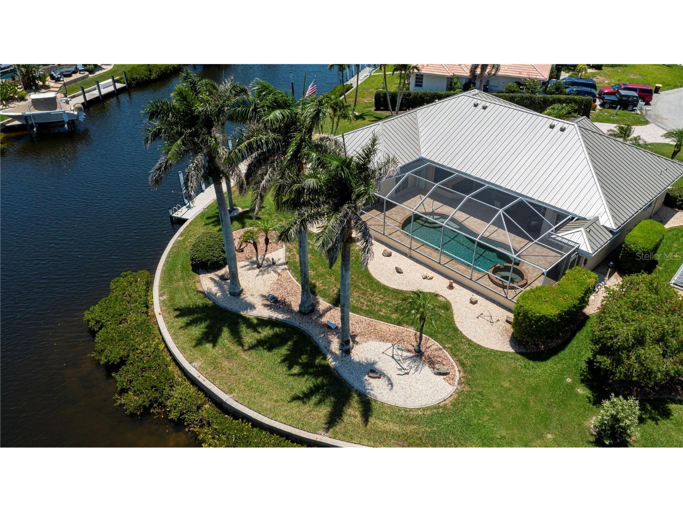 1435 Pine Island Court Punta Gorda FL 33950 C7510147 image1