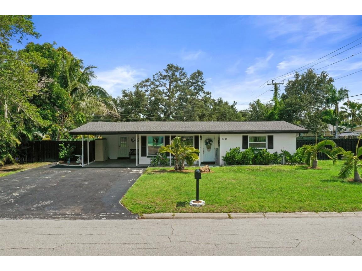 1435 Terra Palma Drive Fort Myers FL 33901 C7477893 image1