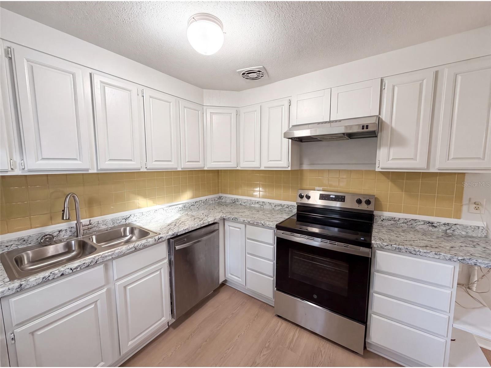 1436 Alabama Avenue Holly Hill FL 32117 O6427843 image2