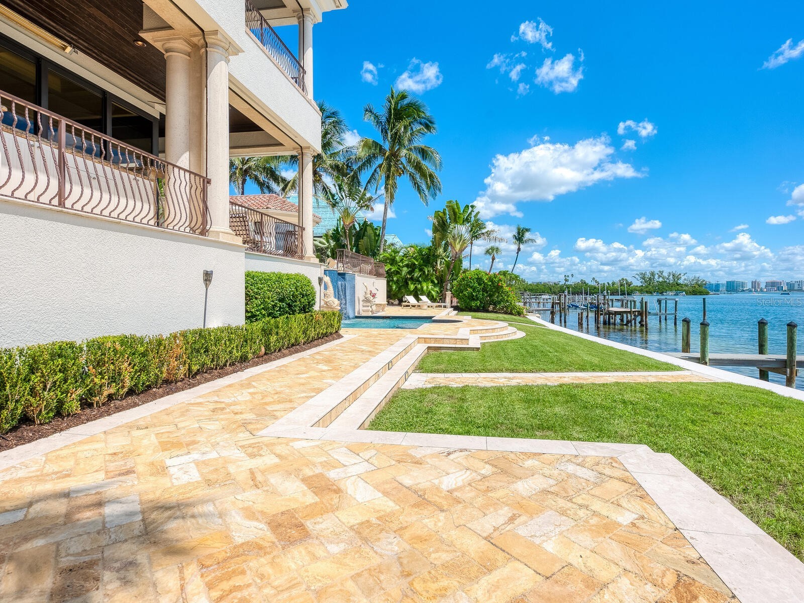 1436 John Ringling Parkway Sarasota FL 34236 - SARASOTA BAY A4681123 image64