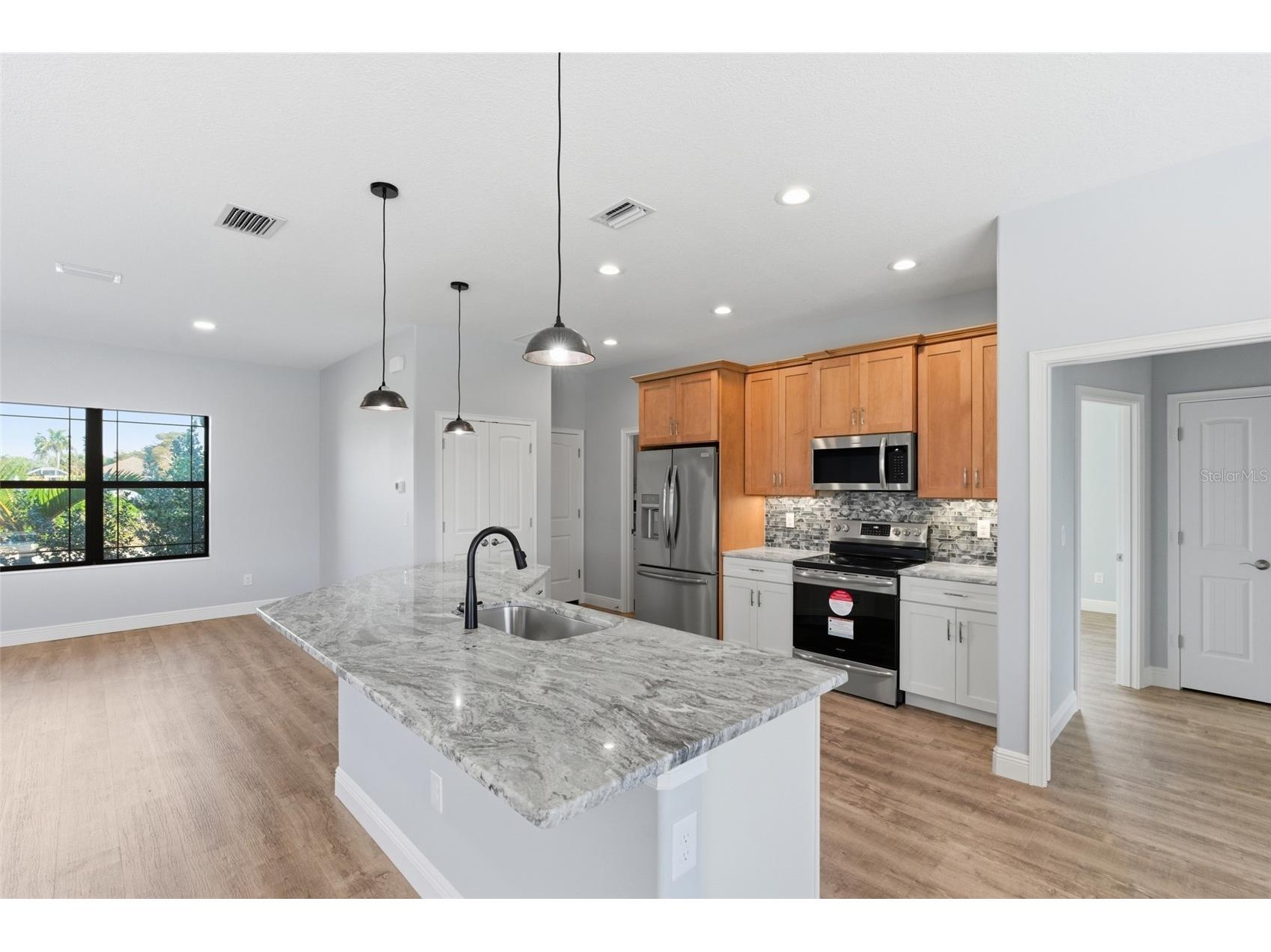 14361 Fort Myers Avenue Port Charlotte FL 33981 C7521694 image2