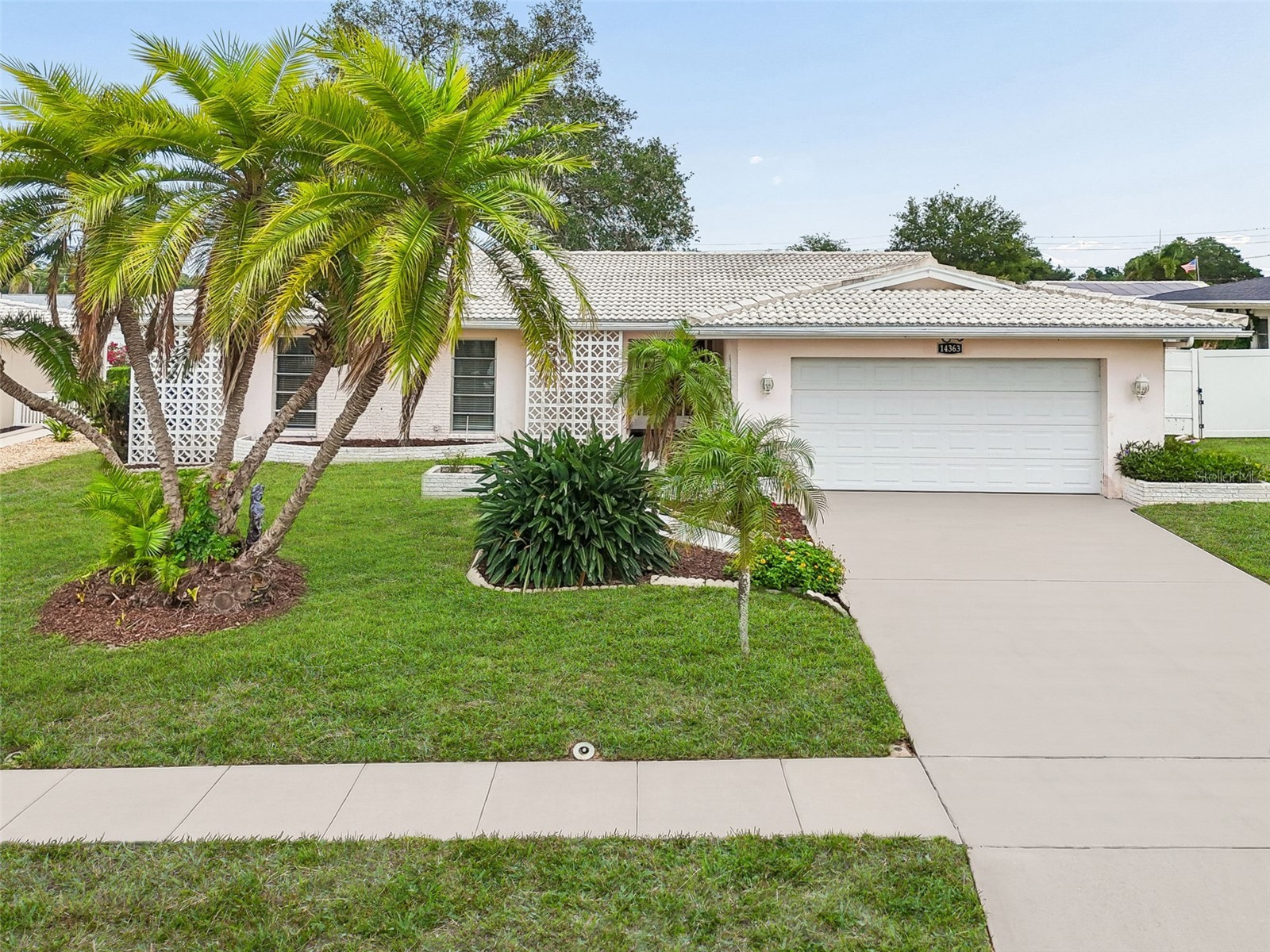 14363 Neptune Road Seminole FL 33776 TB8517398 image1