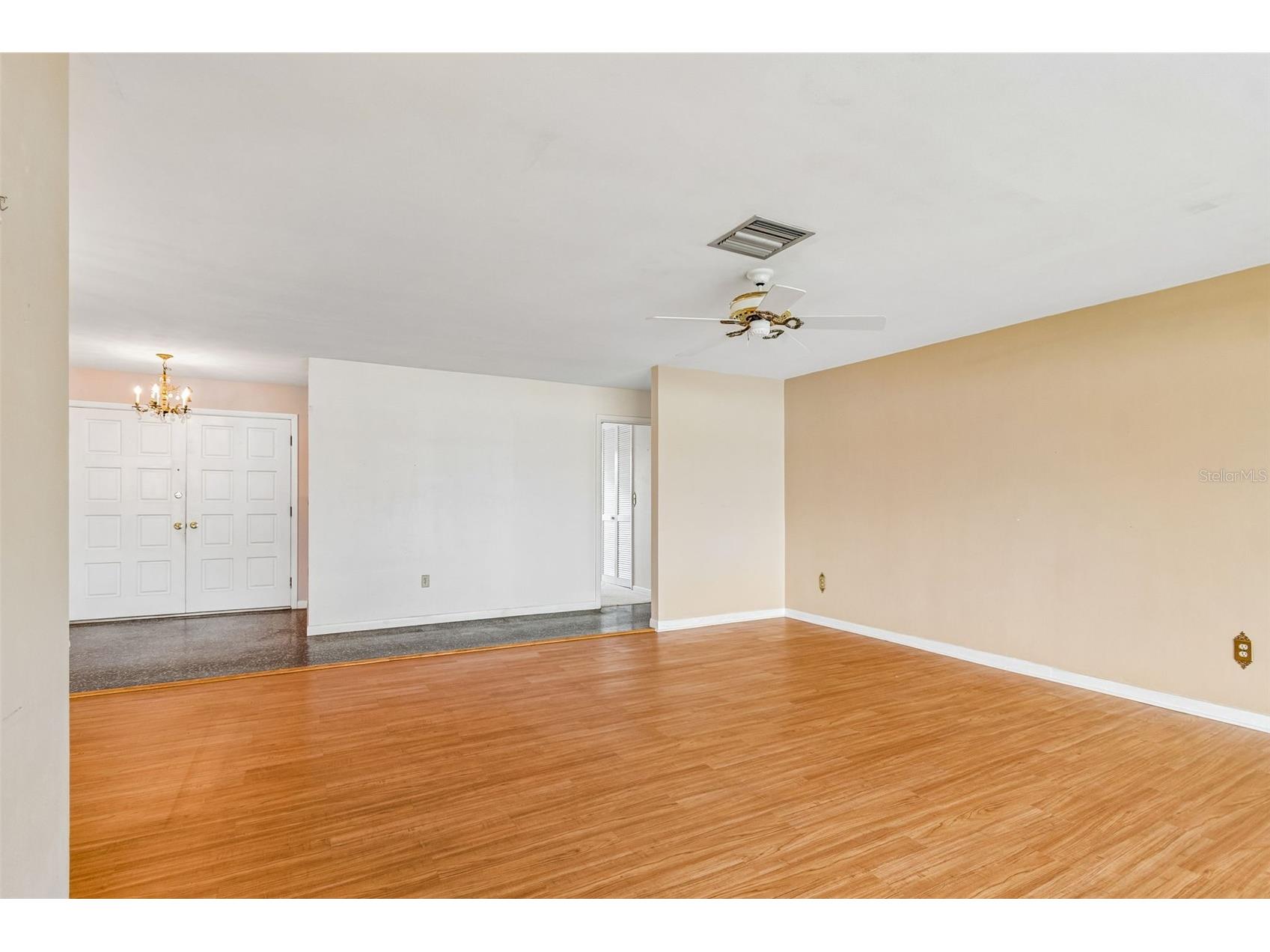 14363 Neptune Road Seminole FL 33776 TB8517398 image13