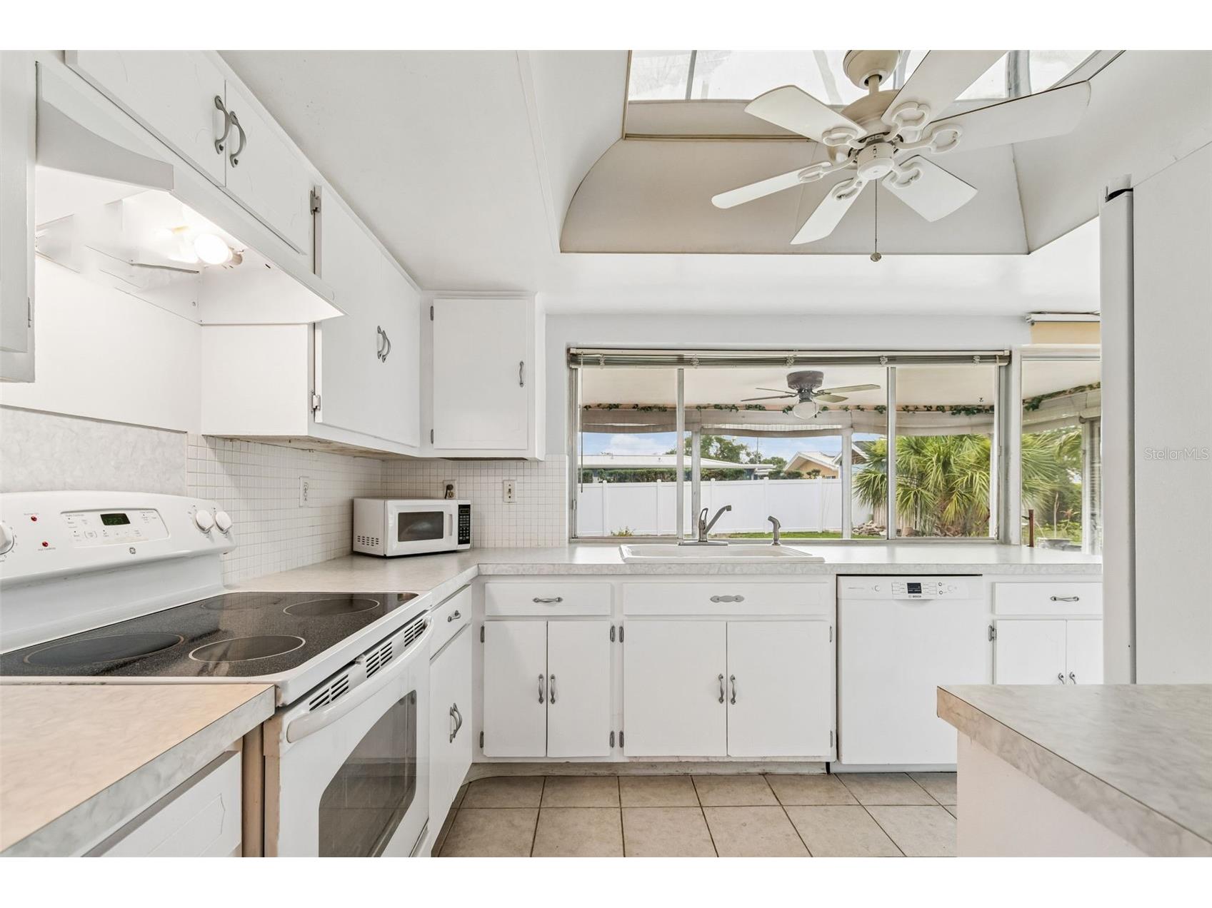 14363 Neptune Road Seminole FL 33776 TB8517398 image21