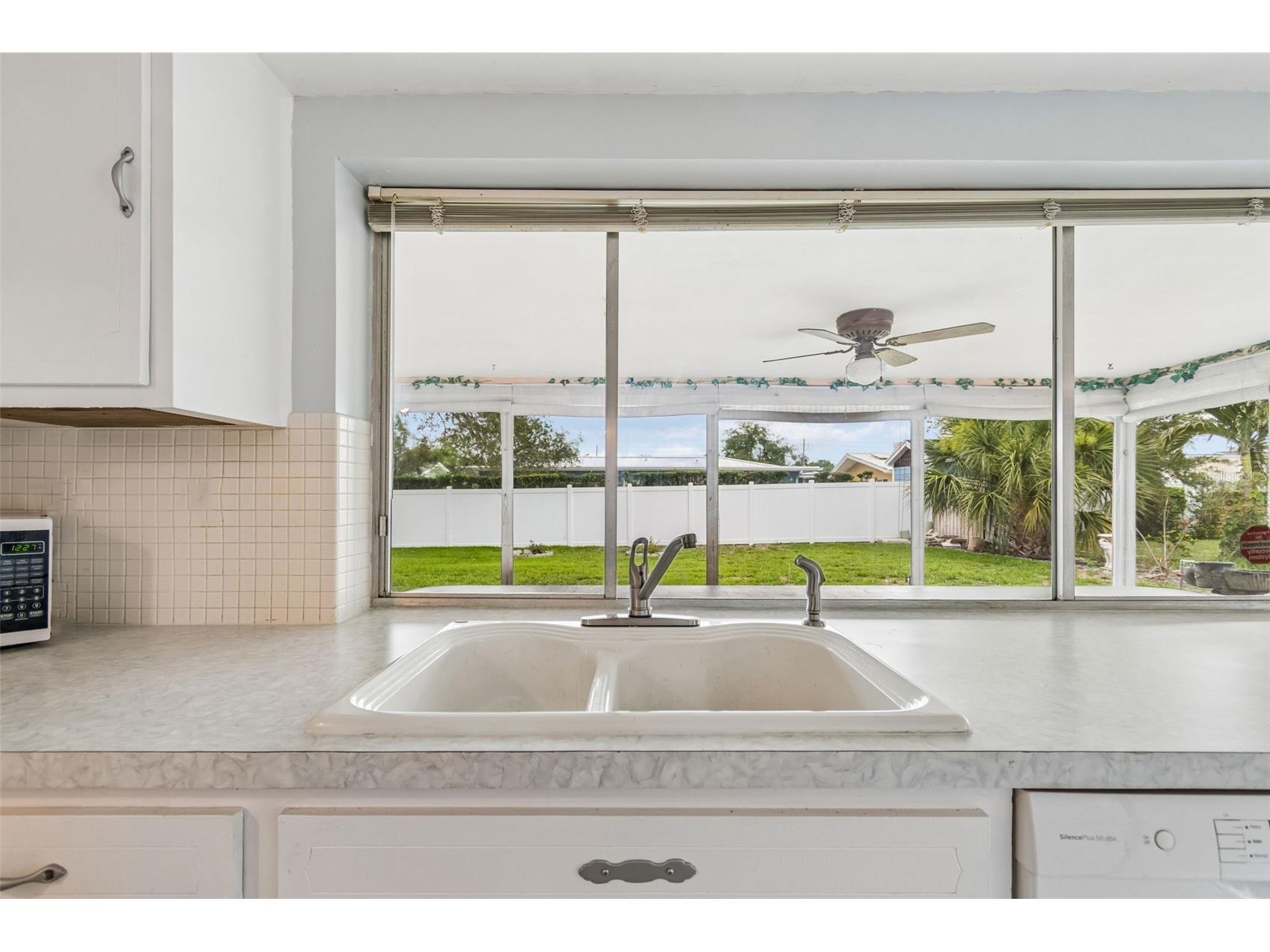 14363 Neptune Road Seminole FL 33776 TB8517398 image25