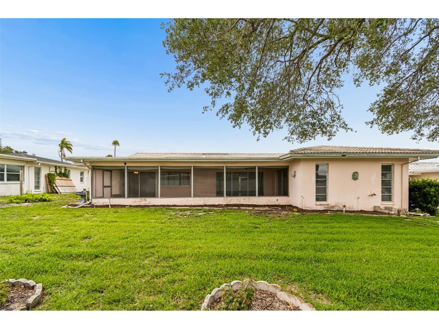 14363 Neptune Road Seminole FL 33776 TB8517398 image47