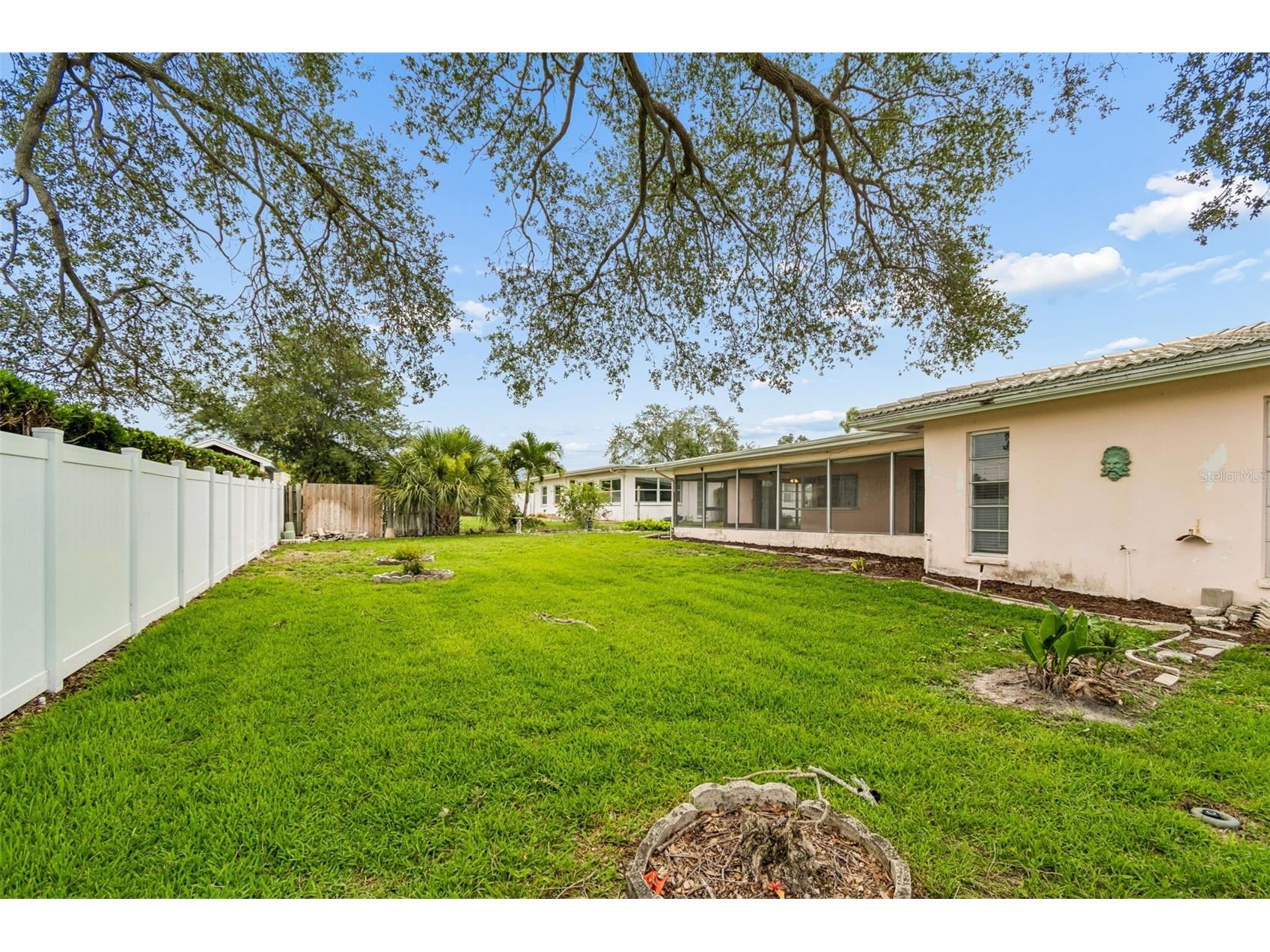 14363 Neptune Road Seminole FL 33776 TB8517398 image48