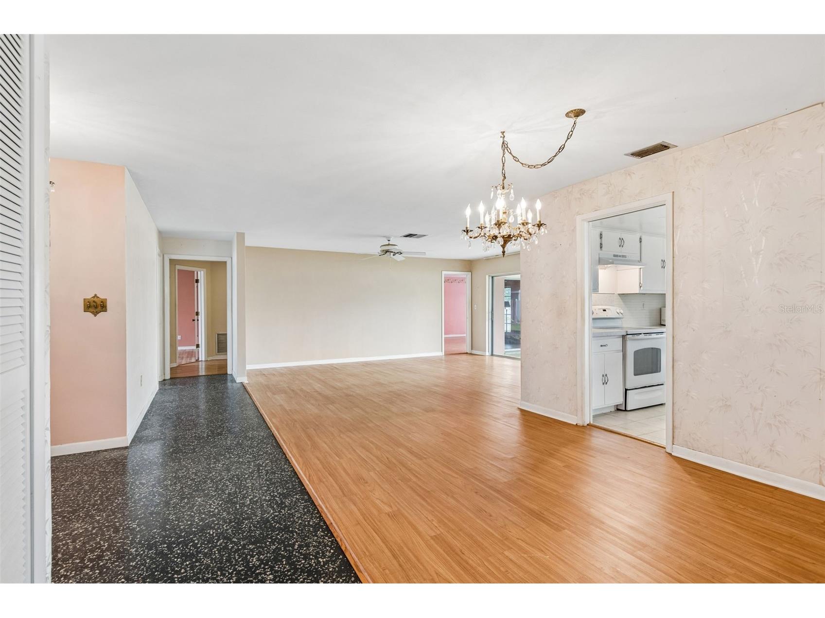 14363 Neptune Road Seminole FL 33776 TB8517398 image5