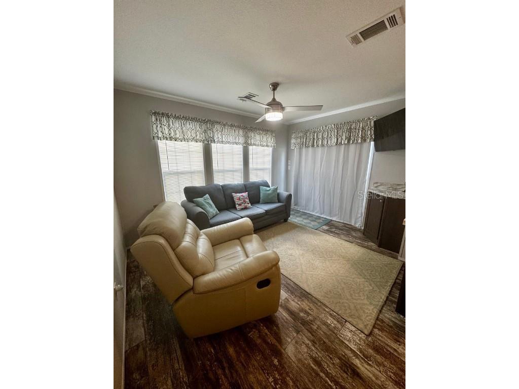 14365 NE 252nd Court Road #123 Salt Springs FL 32134 - LITTLE LAKE KERR OM708265 image3