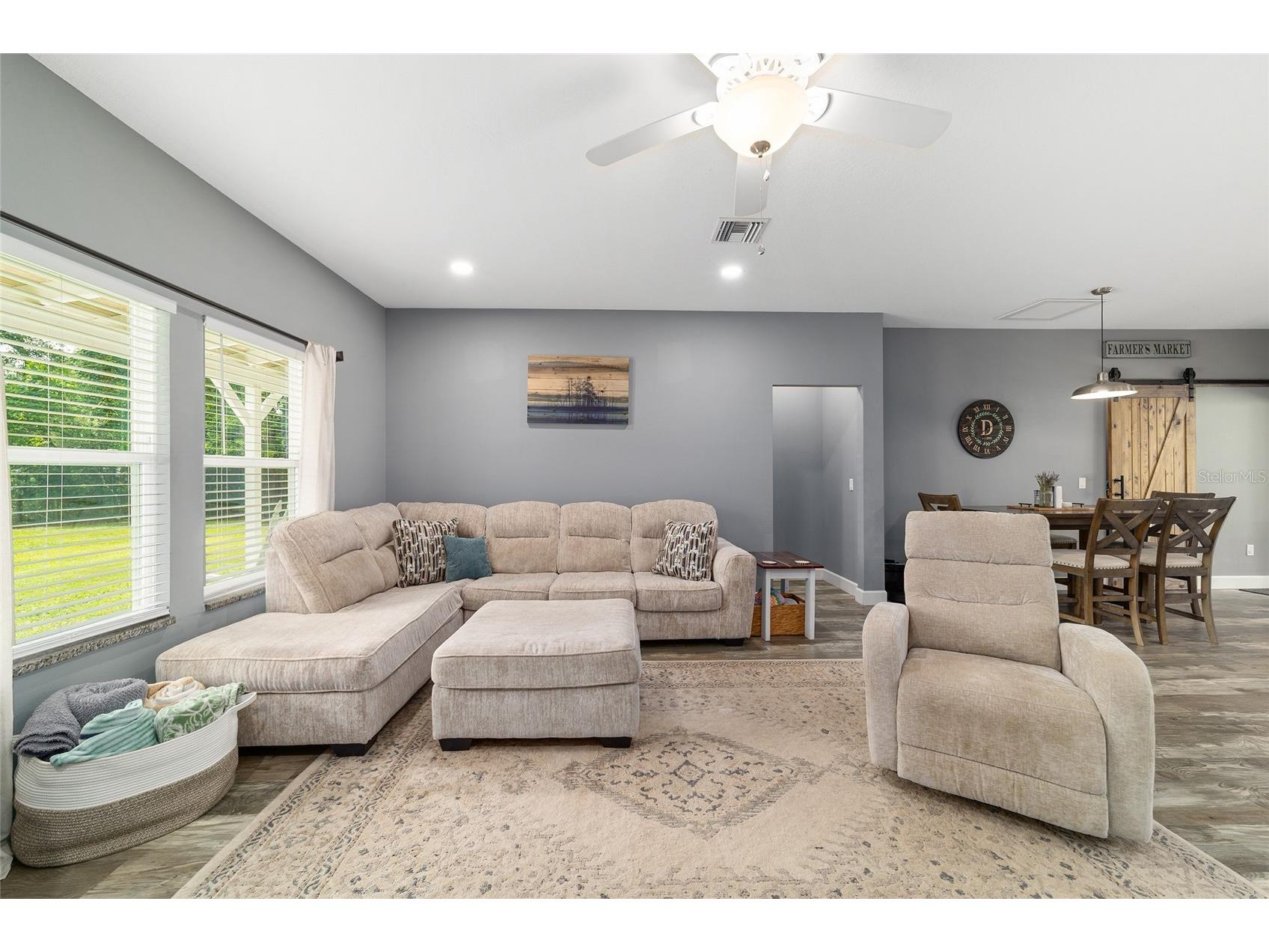 14366 NE 42nd Terrace Anthony FL 32617 OM725892 image13