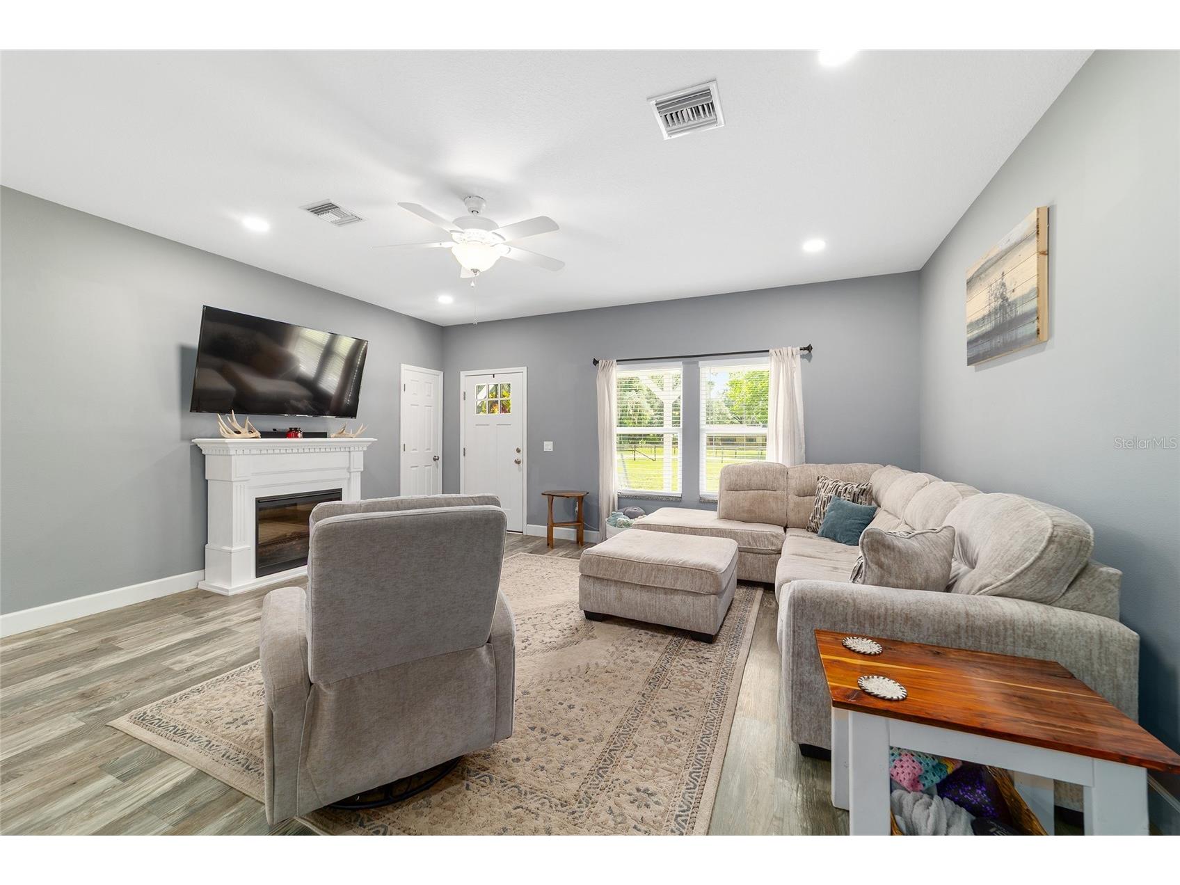 14366 NE 42nd Terrace Anthony FL 32617 OM725892 image16