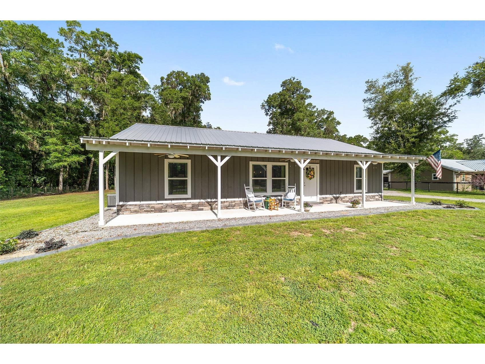14366 NE 42nd Terrace Anthony FL 32617 OM725892 image3