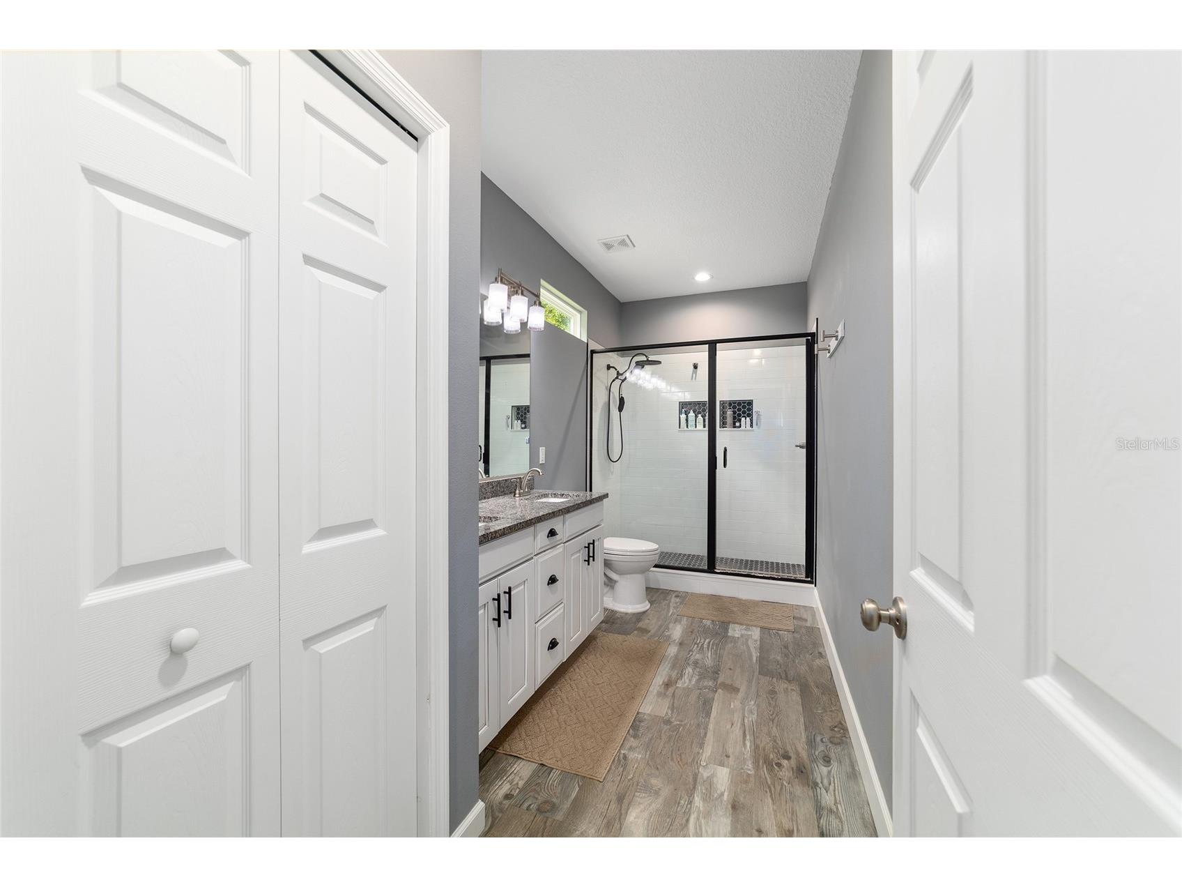 14366 NE 42nd Terrace Anthony FL 32617 OM725892 image34