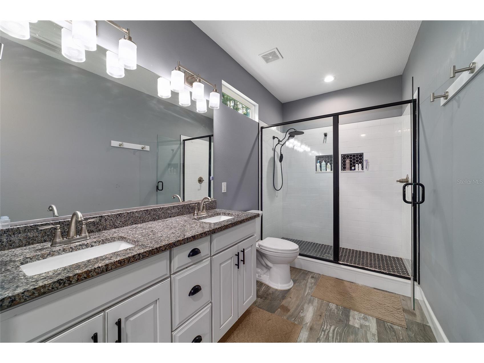 14366 NE 42nd Terrace Anthony FL 32617 OM725892 image35