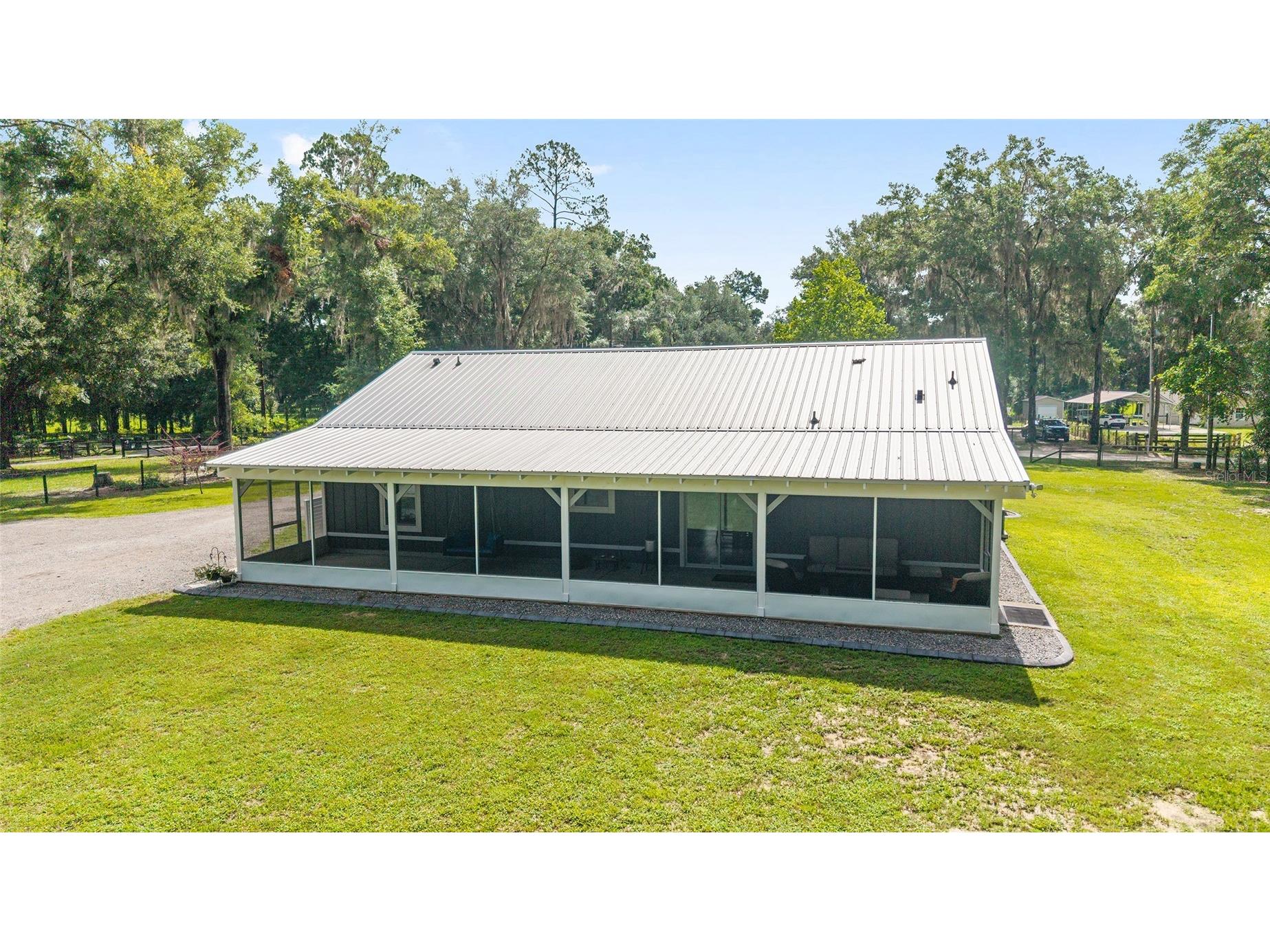 14366 NE 42nd Terrace Anthony FL 32617 OM725892 image50