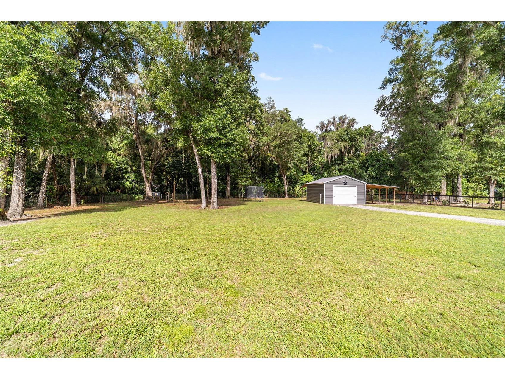 14366 NE 42nd Terrace Anthony FL 32617 OM725892 image62