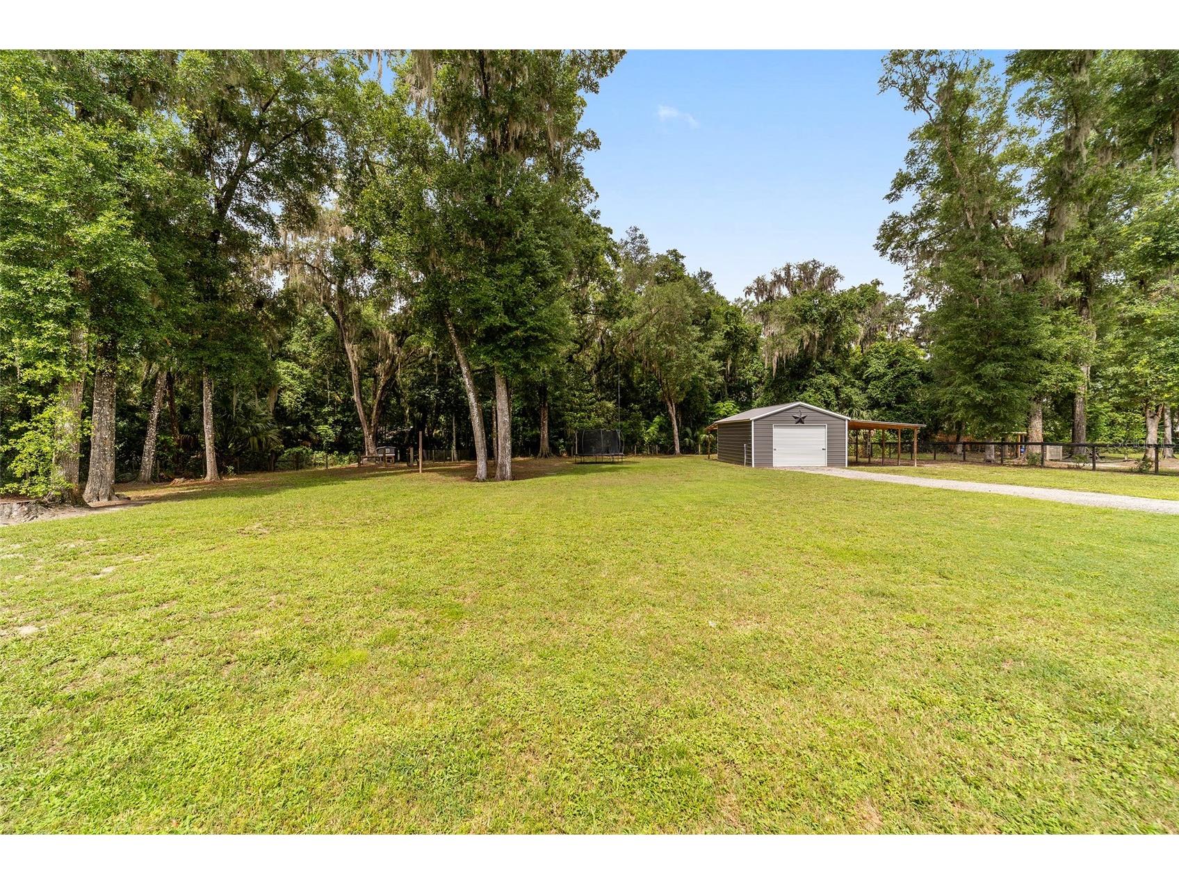 14366 NE 42nd Terrace Anthony FL 32617 OM725892 image69