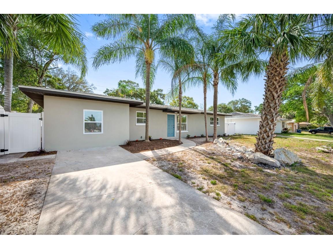 1437 Carlos Avenue Clearwater FL 33755 U8195206 image1