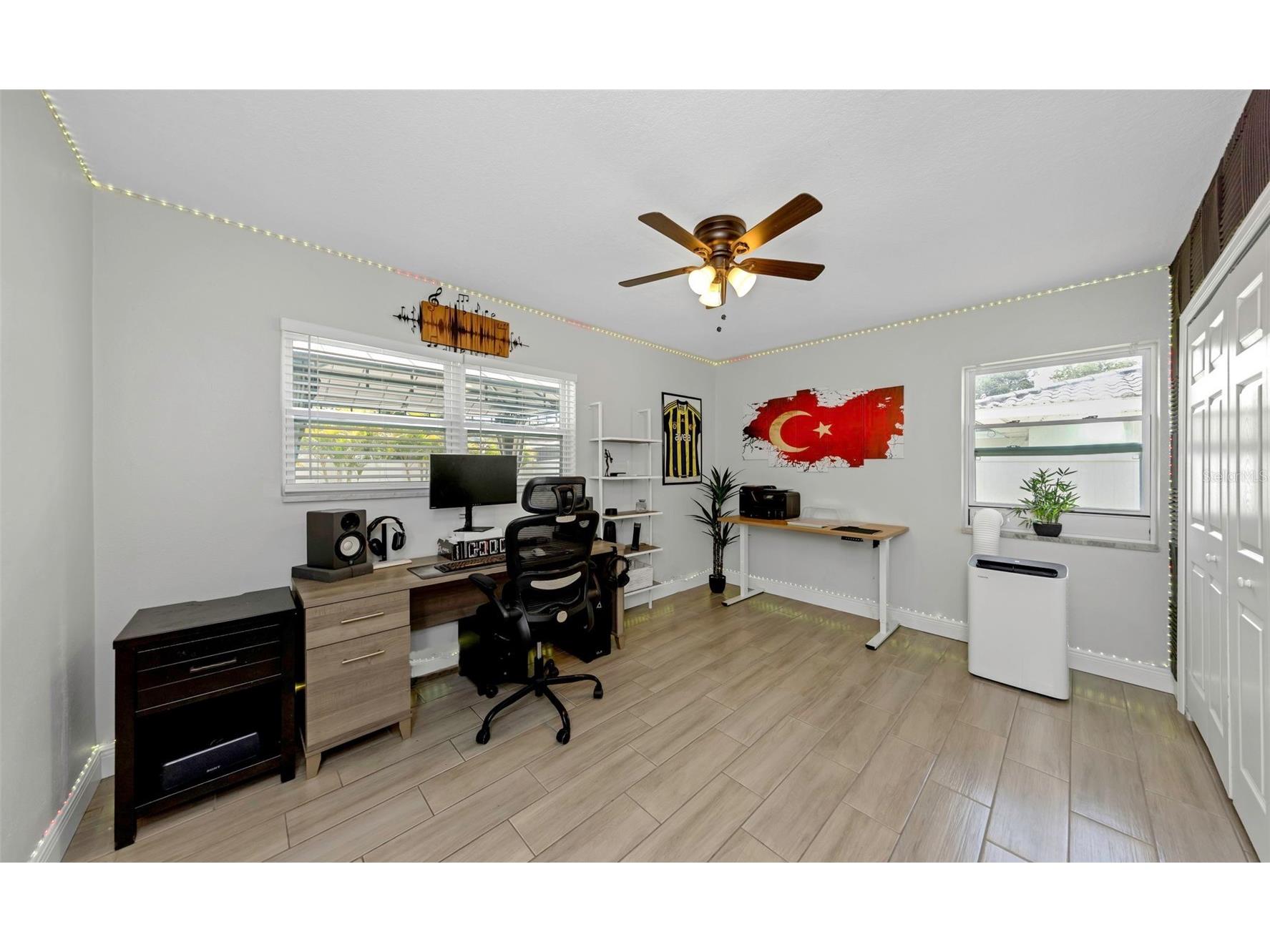 1437 Carlos Avenue Clearwater FL 33755 TB8502091 image28