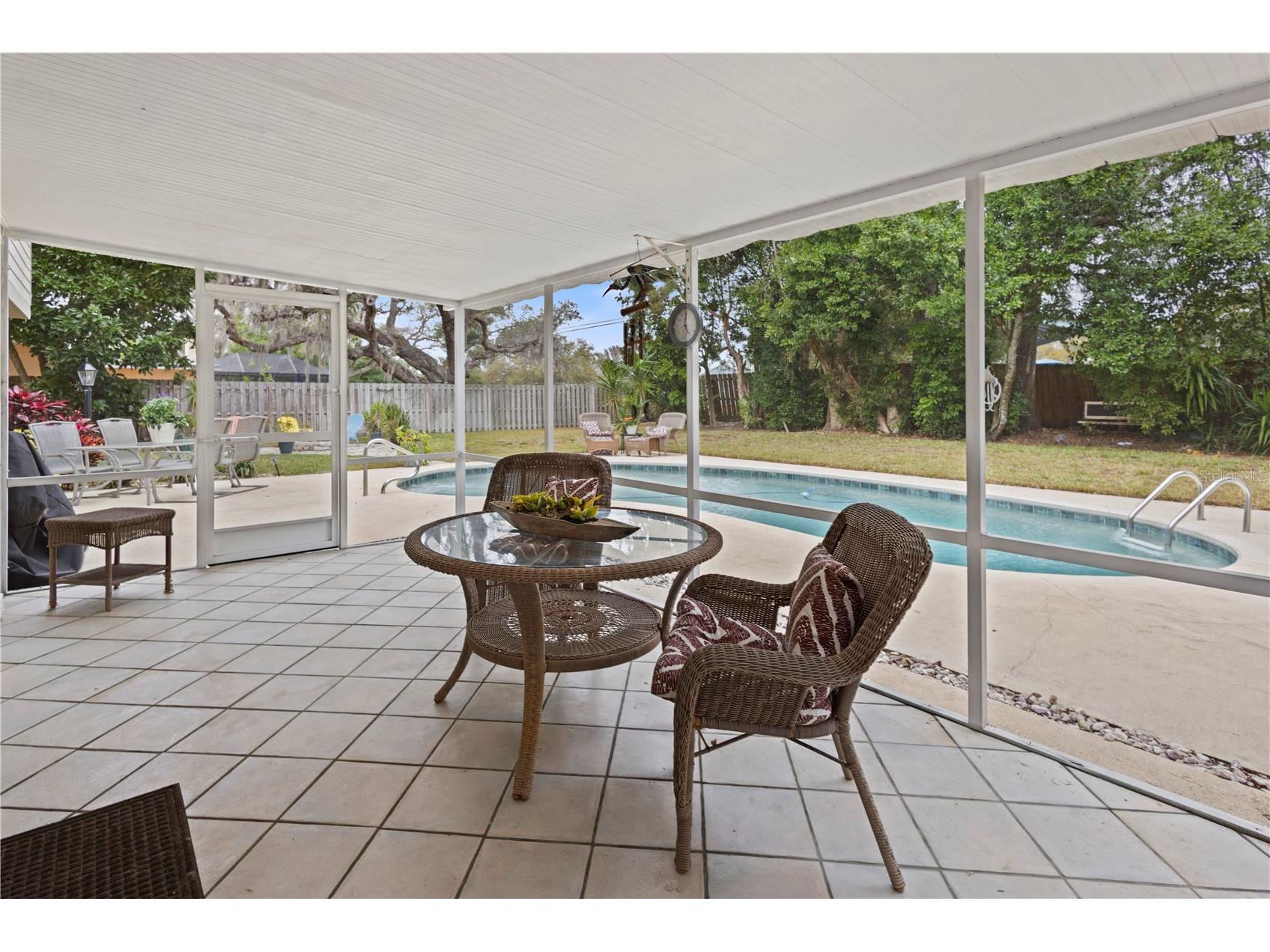 1437 Glenview Road Palm Harbor FL 34683 W7882469 image3