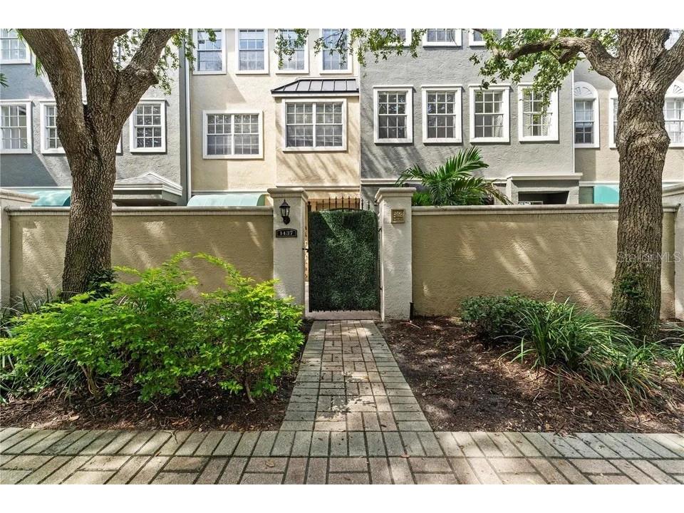 1437 Harbour Walk Road Tampa FL 33602 TB8494066 image1