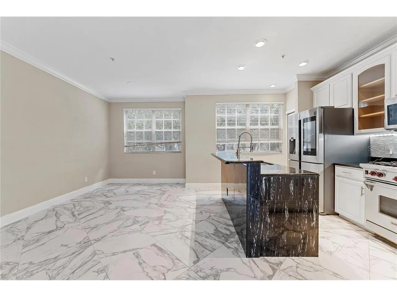 1437 Harbour Walk Road Tampa FL 33602 TB8494066 image12