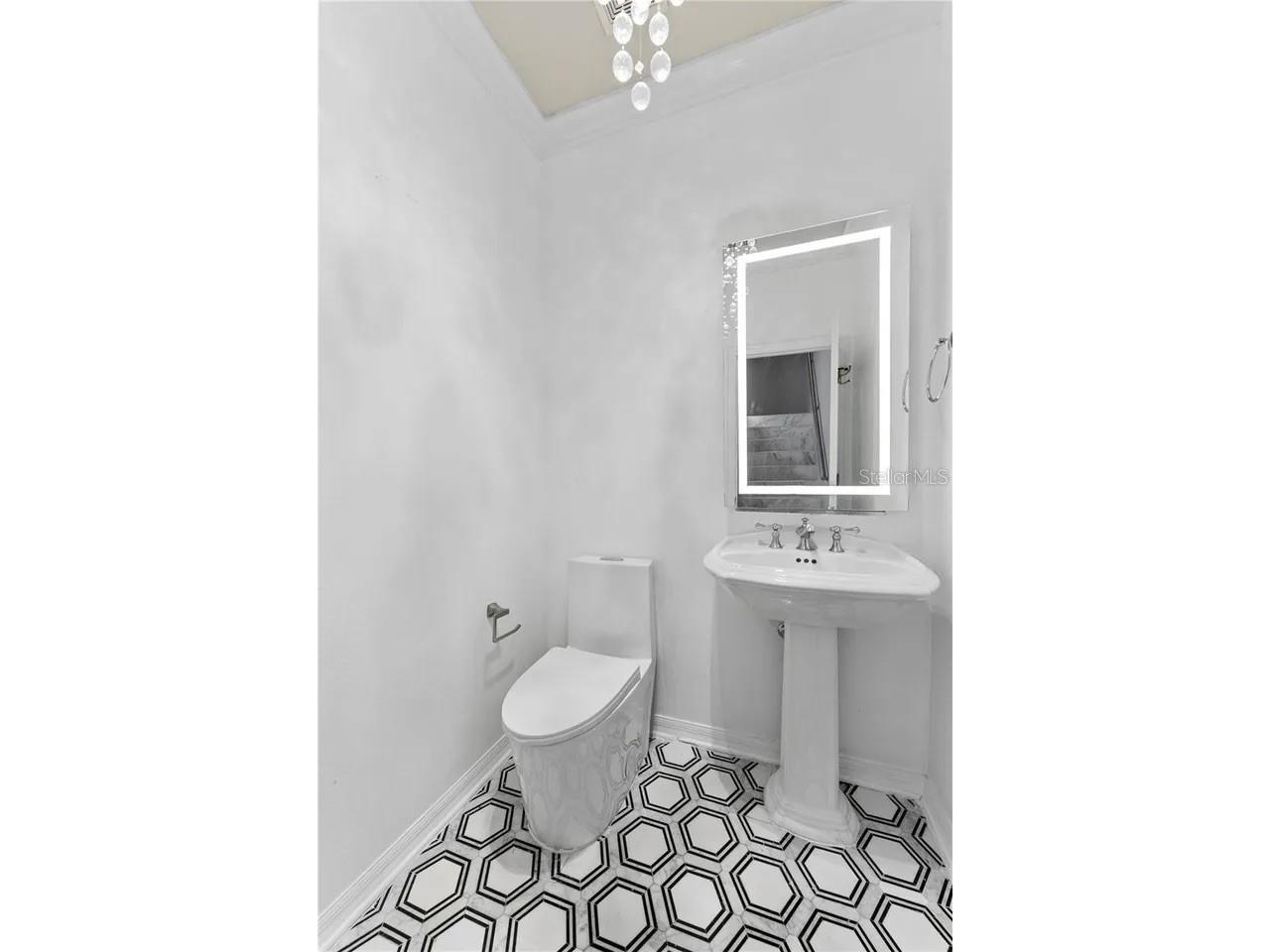 1437 Harbour Walk Road Tampa FL 33602 TB8494066 image15