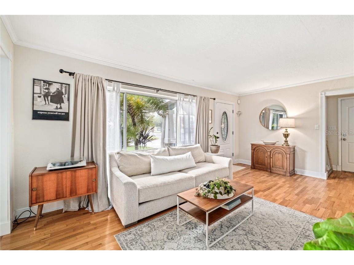 1437 Knollwood Street Orlando FL 32804 O6346523 image3