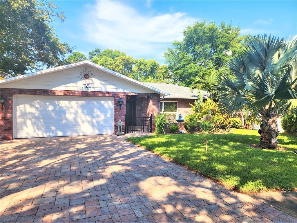 1437 Lawnwood Court Tarpon Springs FL 34689 U8204898 image1