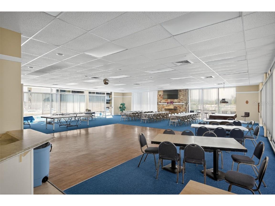 1437 N Atlantic Avenue #105 Daytona Beach FL 32118 V4945835 image34