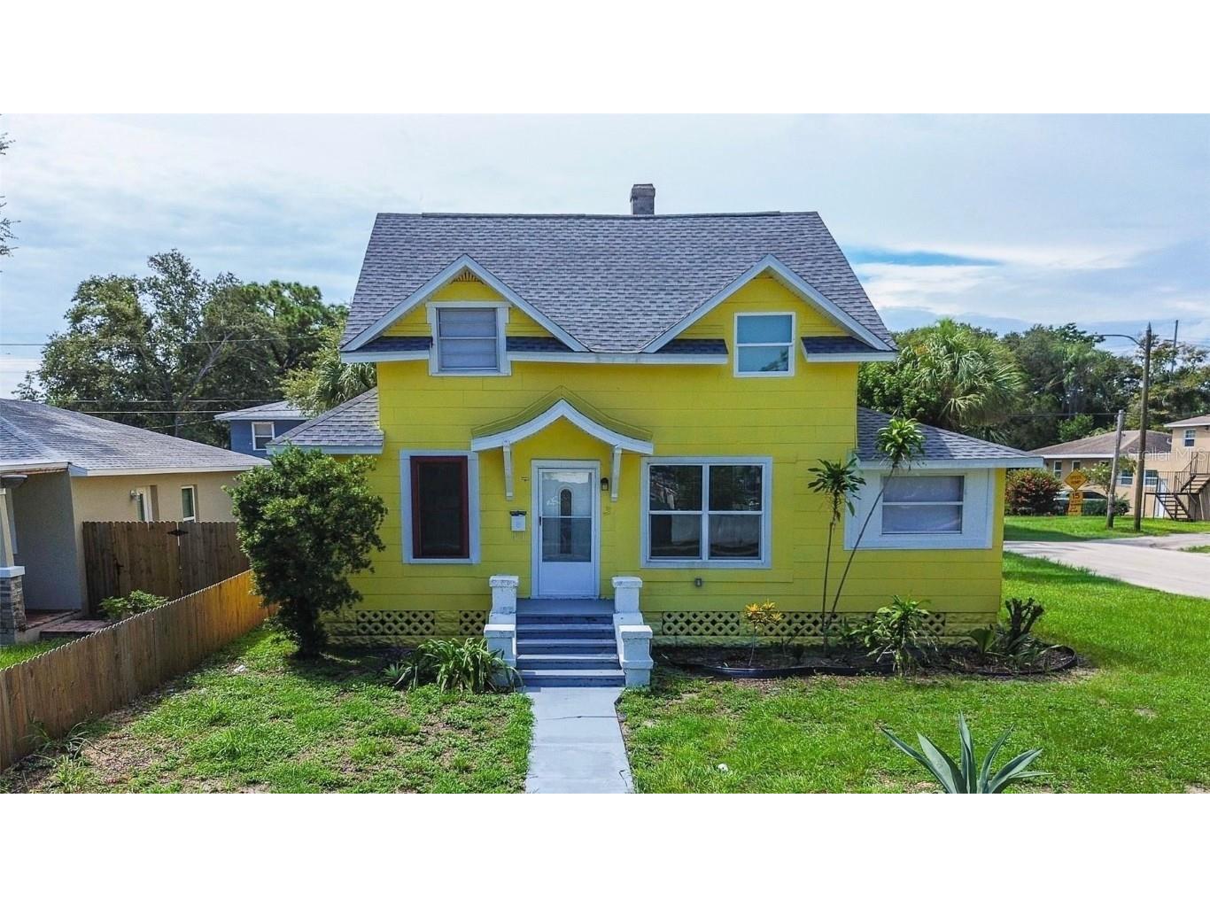 1438 10th Avenue S Saint Petersburg FL 33705 TB8422199 image1