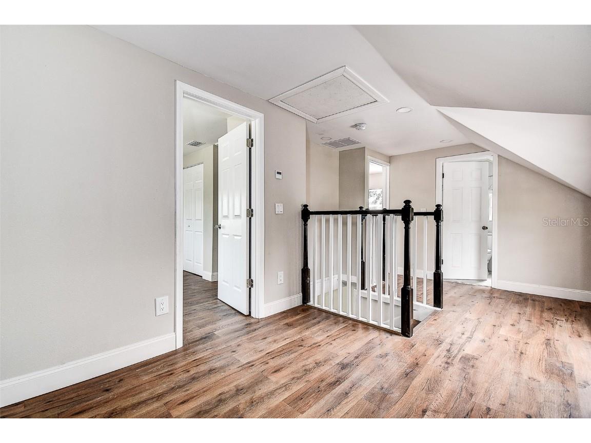 1438 10th Avenue S Saint Petersburg FL 33705 TB8422199 image13