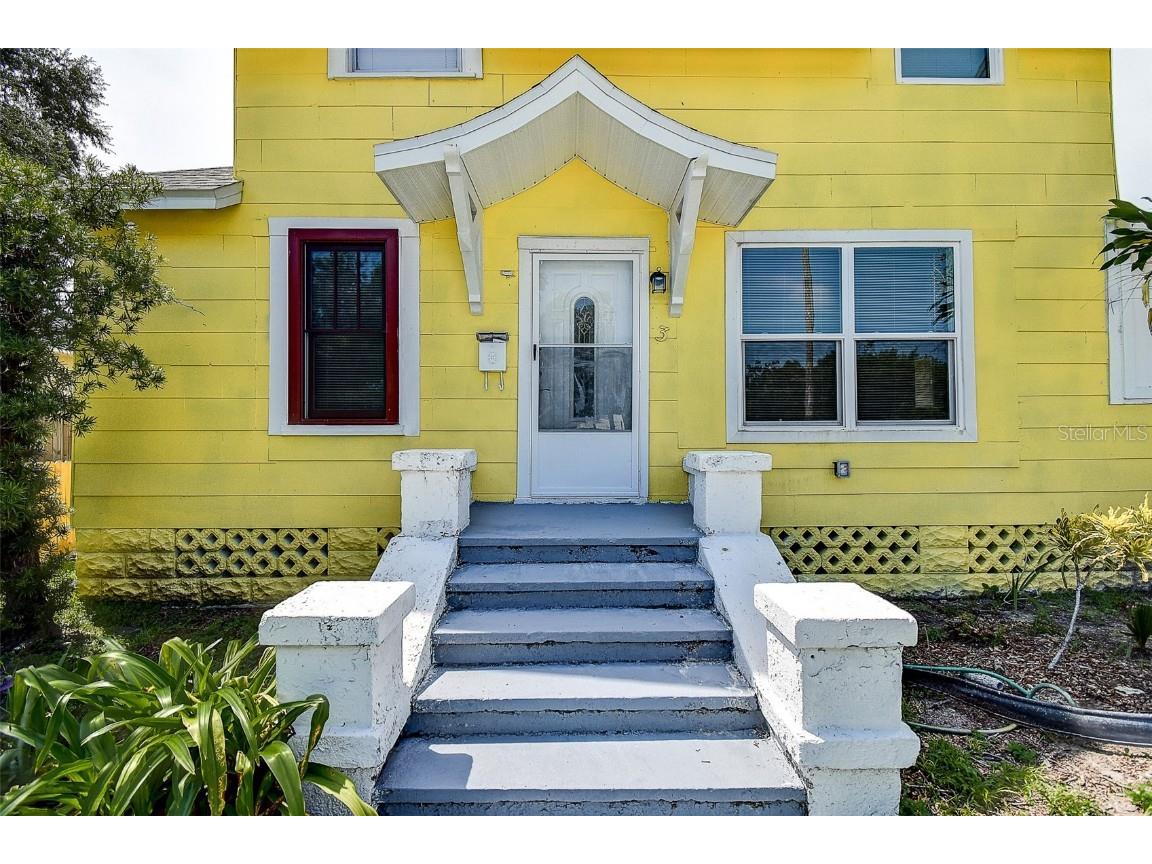 1438 10th Avenue S Saint Petersburg FL 33705 TB8422199 image2