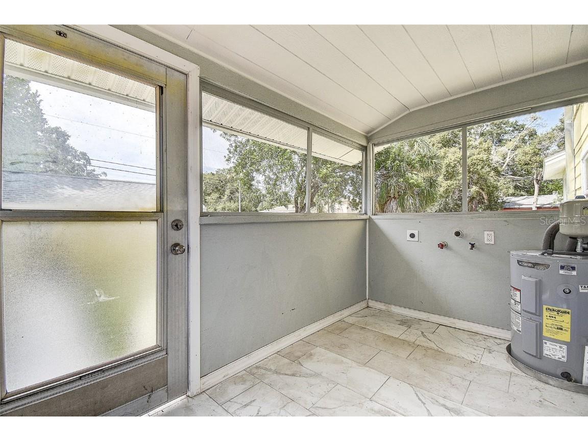 1438 10th Avenue S Saint Petersburg FL 33705 TB8422199 image24