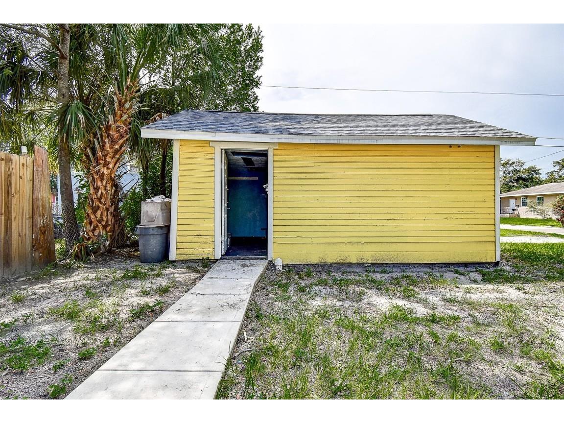 1438 10th Avenue S Saint Petersburg FL 33705 TB8422199 image27