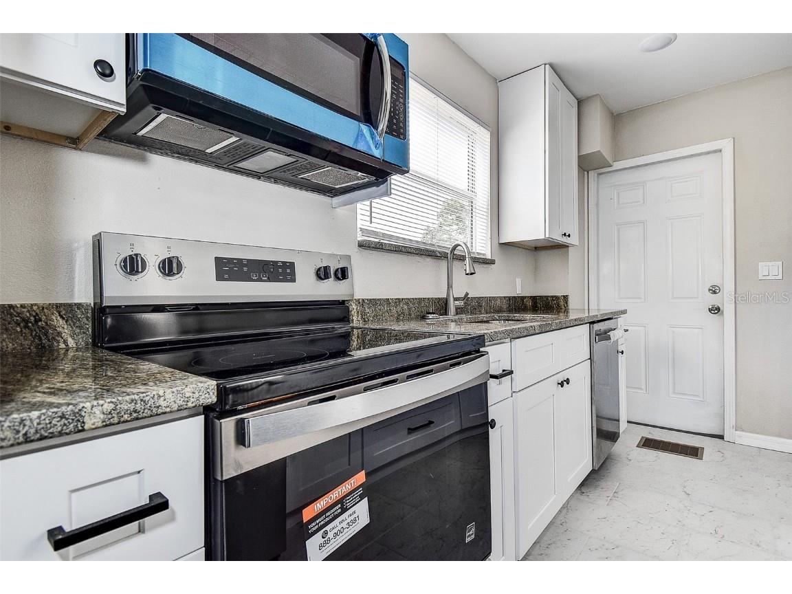 1438 10th Avenue S Saint Petersburg FL 33705 TB8422199 image7