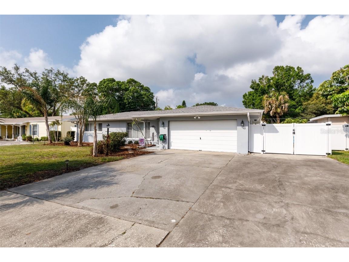 1438 Eastfield Drive Clearwater FL 33764 U8193387 image1