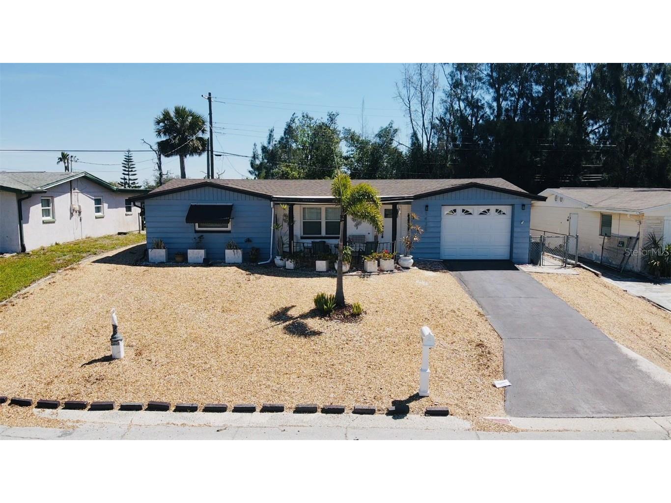 1438 Excalibur Street Holiday FL 34690 TB8366270 image1