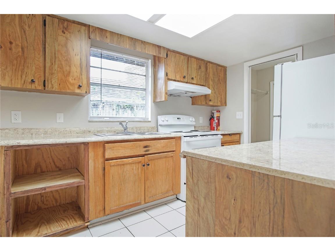 1438 Lake Bonny Drive W Lakeland FL 33801 P4937316 image7