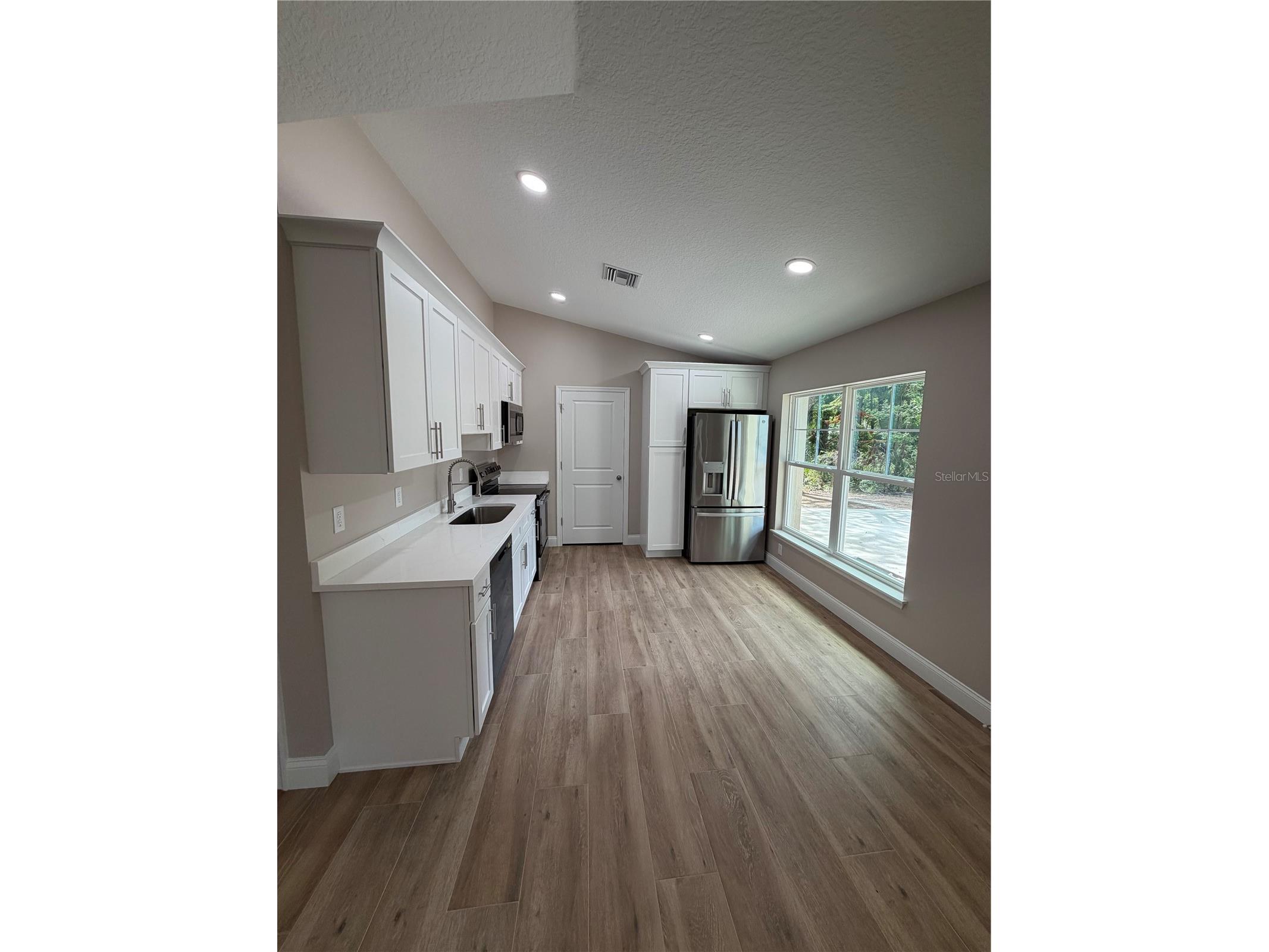 1438 Lake Harney Geneva FL 32732 O6393152 image8