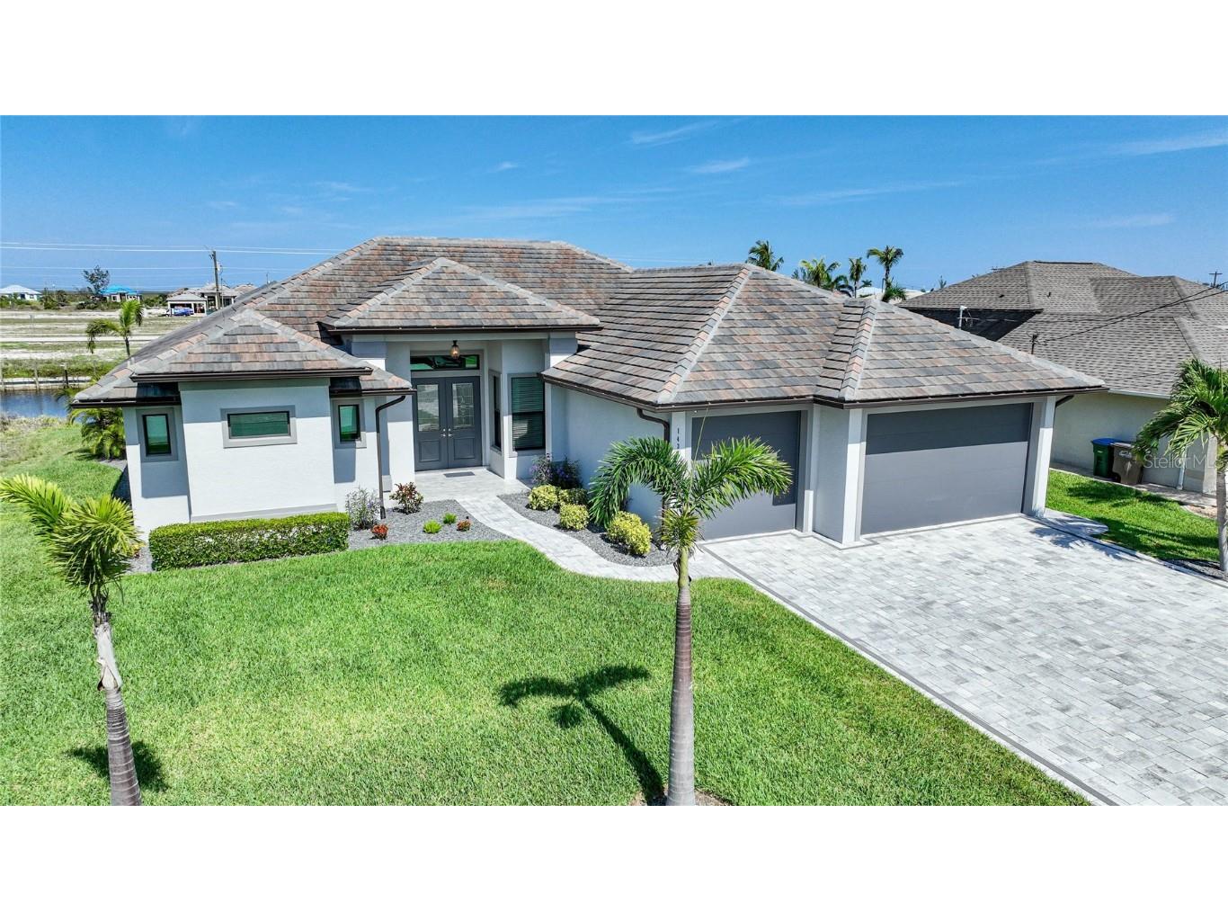 1438 NW 39th Avenue Cape Coral FL 33993 A4572696 image1
