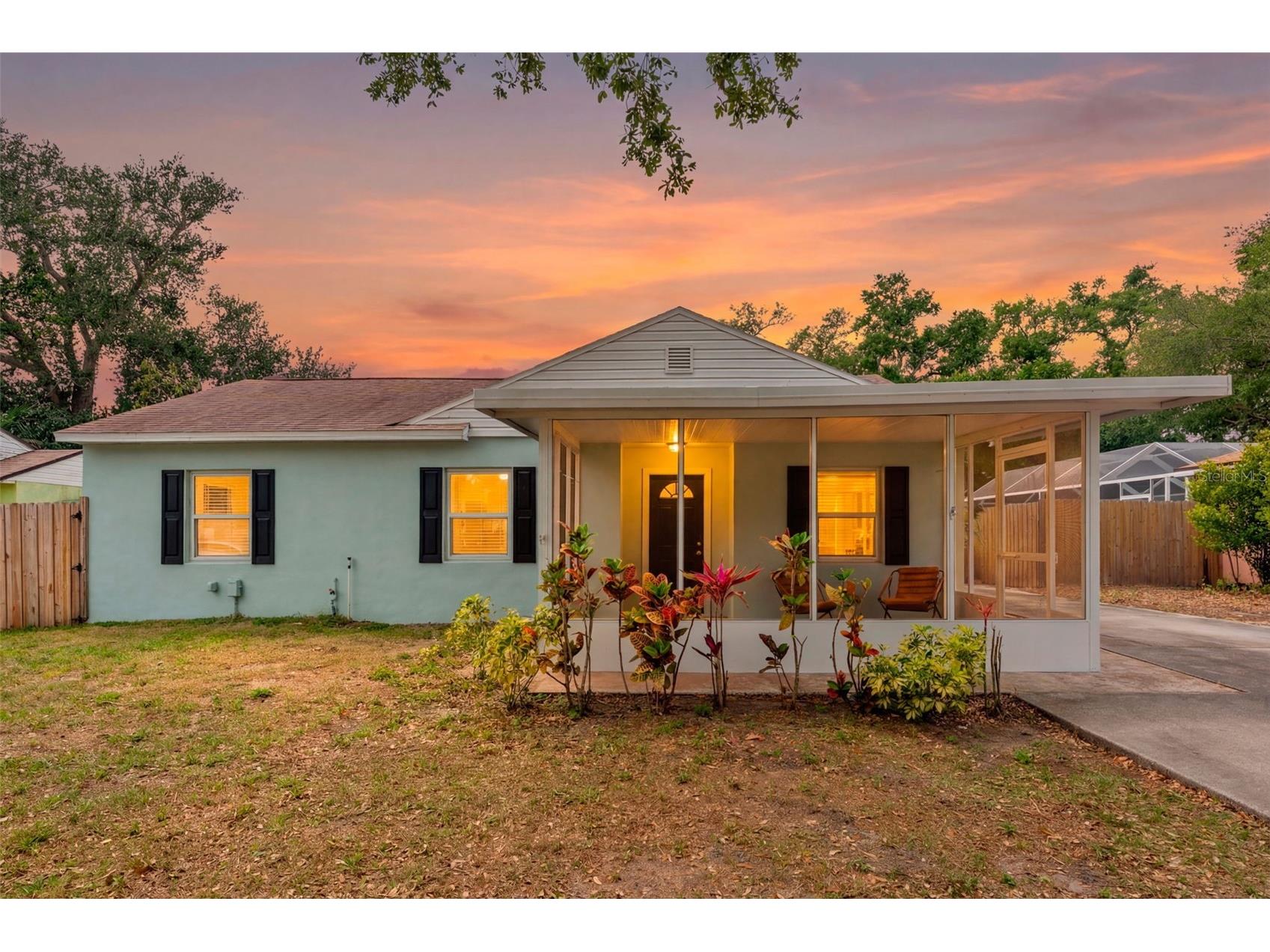 1438 Santa Anna Drive Dunedin FL 34698 TB8495579 image1