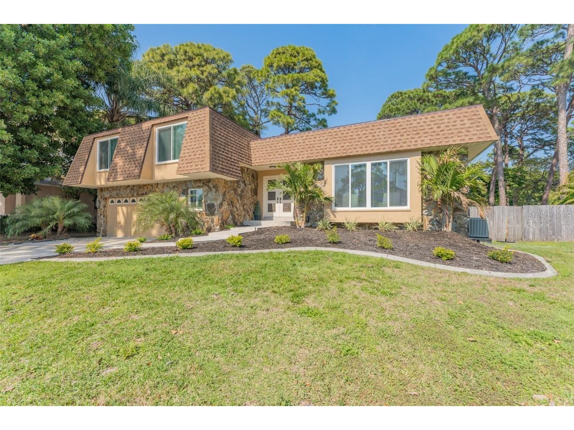 14389 83rd Place Seminole FL 33776 T3449339 image1