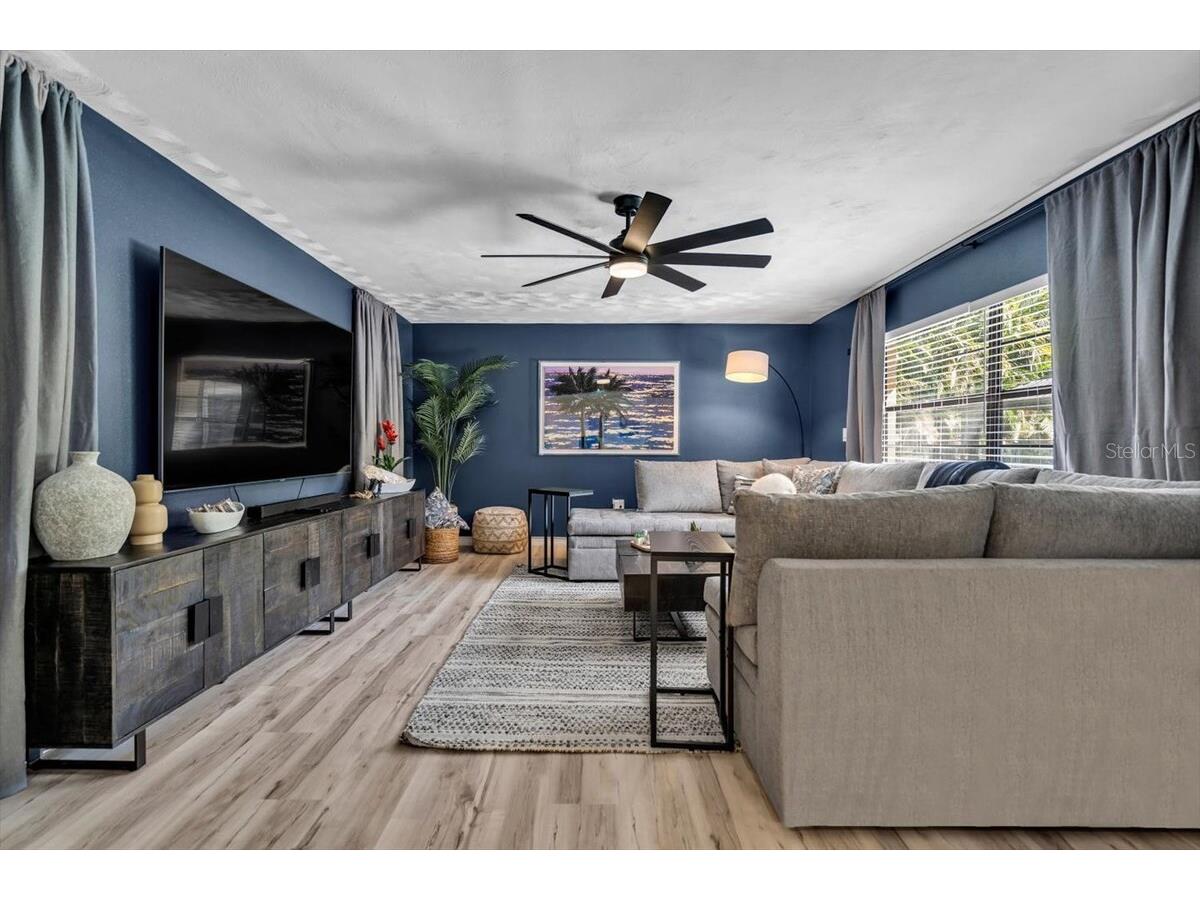 14389 83rd Place Seminole FL 33776 TB8520068 image25